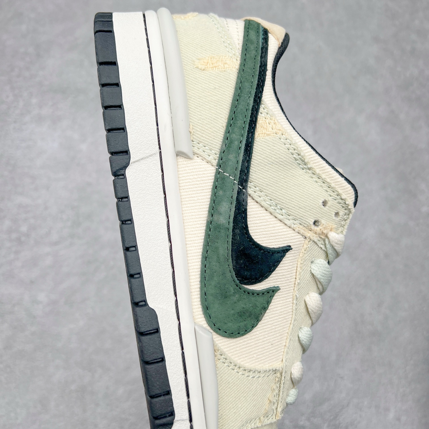 图片[6]-＃纯原福利 NK Dunk Low 定制系列配色 无原鞋不开发 全系列得物原鞋一比一校对开发 配色持续更新中 终端对接 优势输出 全套原厂楦头原纸板数据档案倾力打造 原汁原味莞产 极致还原 圈内最强针车工艺 高端零售指定版 广东原厂配套原盒原标 鞋盒分三个尺码段 原厂冲刀 超高清洁度 全鞋零毛边皮料切割 采用原厂百宏鞋带以及原厂百宏织唛舌标 内标可供原厂几率过验 进口原装条纹中底布 四线拉帮白色点胶 原厂拉帮手法遵循公司 原厂电绣 极致还原 尺码：36 36.5 37.5 38 38.5 39 40 40.5 41 42 42.5 43 44 44.5 45 46 47.5-选品中心