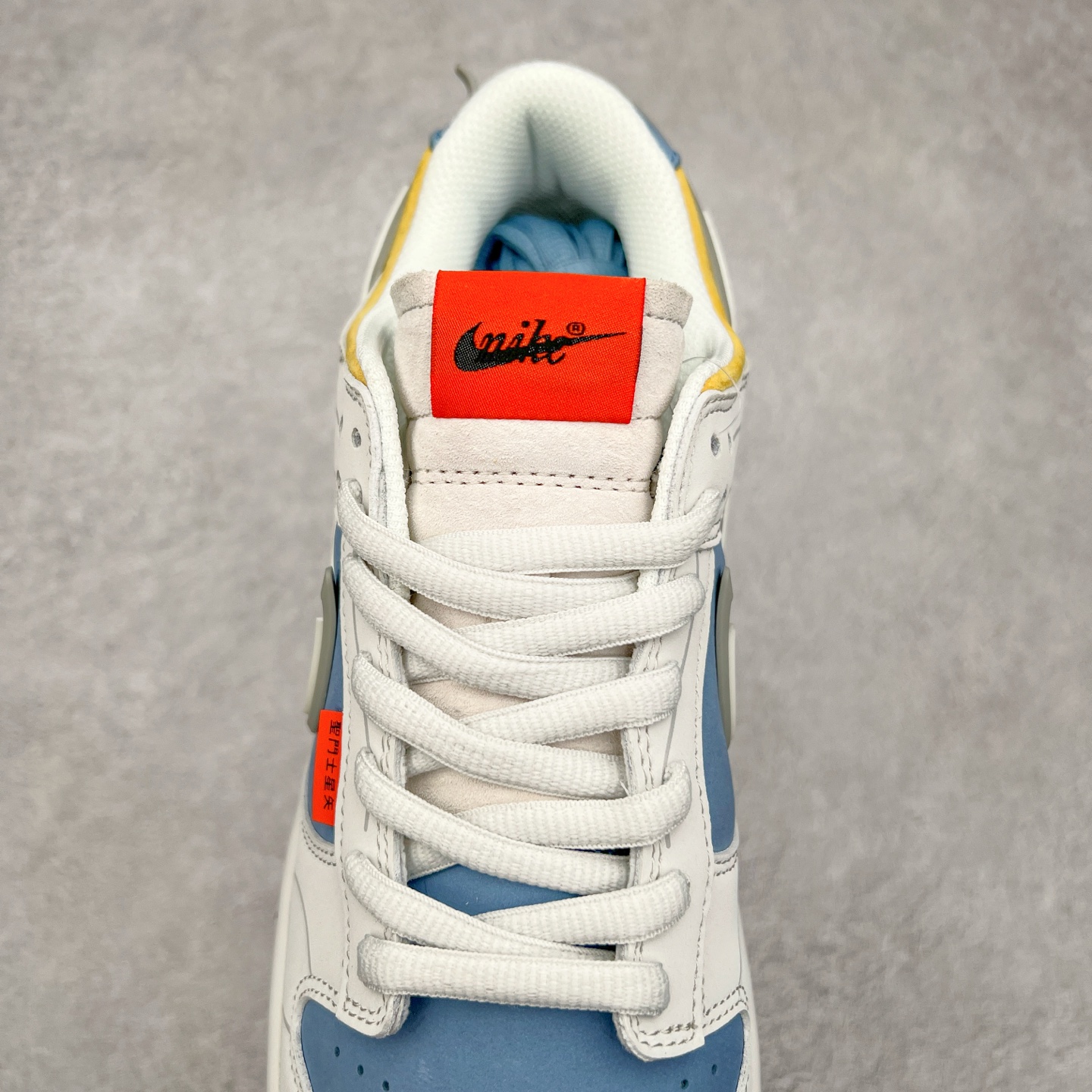 图片[5]-＃纯原福利 NK Dunk Low 定制系列配色 无原鞋不开发 全系列得物原鞋一比一校对开发 配色持续更新中 终端对接 优势输出 全套原厂楦头原纸板数据档案倾力打造 原汁原味莞产 极致还原 圈内最强针车工艺 高端零售指定版 广东原厂配套原盒原标 鞋盒分三个尺码段 原厂冲刀 超高清洁度 全鞋零毛边皮料切割 采用原厂百宏鞋带以及原厂百宏织唛舌标 内标可供原厂几率过验 进口原装条纹中底布 四线拉帮白色点胶 原厂拉帮手法遵循公司 原厂电绣 极致还原 尺码：36 36.5 37.5 38 38.5 39 40 40.5 41 42 42.5 43 44 44.5 45 46 47.5-选品中心