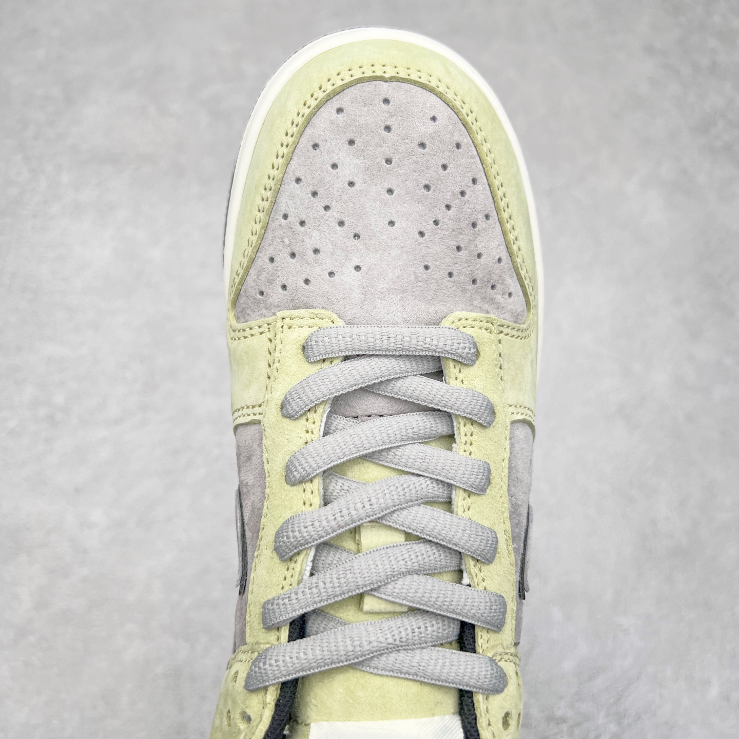 图片[4]-＃纯原福利 NK Dunk Low 定制系列配色 无原鞋不开发 全系列得物原鞋一比一校对开发 配色持续更新中 终端对接 优势输出 全套原厂楦头原纸板数据档案倾力打造 原汁原味莞产 极致还原 圈内最强针车工艺 高端零售指定版 广东原厂配套原盒原标 鞋盒分三个尺码段 原厂冲刀 超高清洁度 全鞋零毛边皮料切割 采用原厂百宏鞋带以及原厂百宏织唛舌标 内标可供原厂几率过验 进口原装条纹中底布 四线拉帮白色点胶 原厂拉帮手法遵循公司 原厂电绣 极致还原 尺码：36 36.5 37.5 38 38.5 39 40 40.5 41 42 42.5 43 44 44.5 45 46 47.5-选品中心