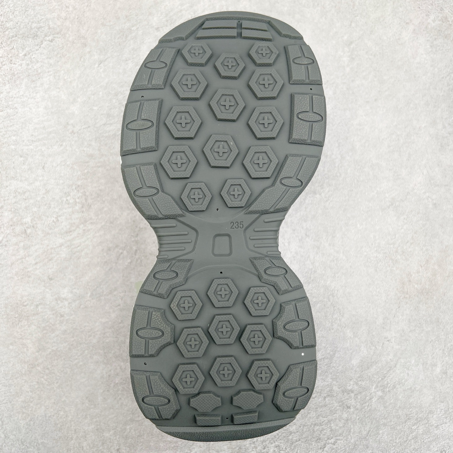 图片[9]-GG-CC赵露思同款休闲运动厚底增高老爹鞋 广东大厂出品 原版正确大底 全新工艺升级 全套包装 配件齐全 区别市面所有版本 时髦look轻松定格 不费力展现率性氛围 高档银盒 3M反光酷帅机能风不规则设计+7cm增高厚底 大长腿既视感轻松拿捏 GGCC厚底增高简直就是小个子的快乐! 不管怎么搭都敲好看 尺码：35 36 37 38 39 40-选品中心