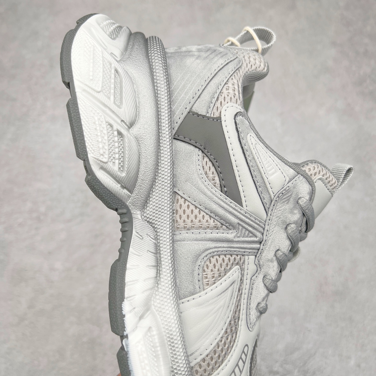 图片[6]-GG-CC赵露思同款休闲运动厚底增高老爹鞋 广东大厂出品 原版正确大底 全新工艺升级 全套包装 配件齐全 区别市面所有版本 时髦look轻松定格 不费力展现率性氛围 高档银盒 3M反光酷帅机能风不规则设计+7cm增高厚底 大长腿既视感轻松拿捏 GGCC厚底增高简直就是小个子的快乐! 不管怎么搭都敲好看 尺码：35 36 37 38 39 40-选品中心