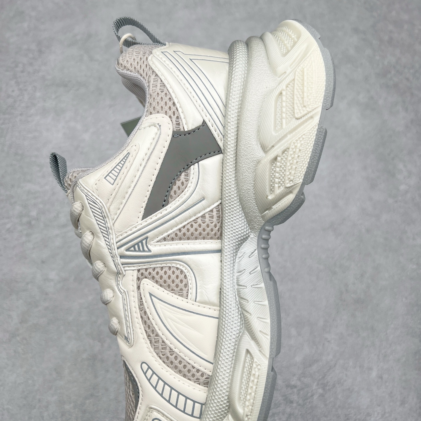 图片[7]-GG-CC赵露思同款休闲运动厚底增高老爹鞋 广东大厂出品 原版正确大底 全新工艺升级 全套包装 配件齐全 区别市面所有版本 时髦look轻松定格 不费力展现率性氛围 高档银盒 3M反光酷帅机能风不规则设计+7cm增高厚底 大长腿既视感轻松拿捏 GGCC厚底增高简直就是小个子的快乐! 不管怎么搭都敲好看 尺码：35 36 37 38 39 40-选品中心