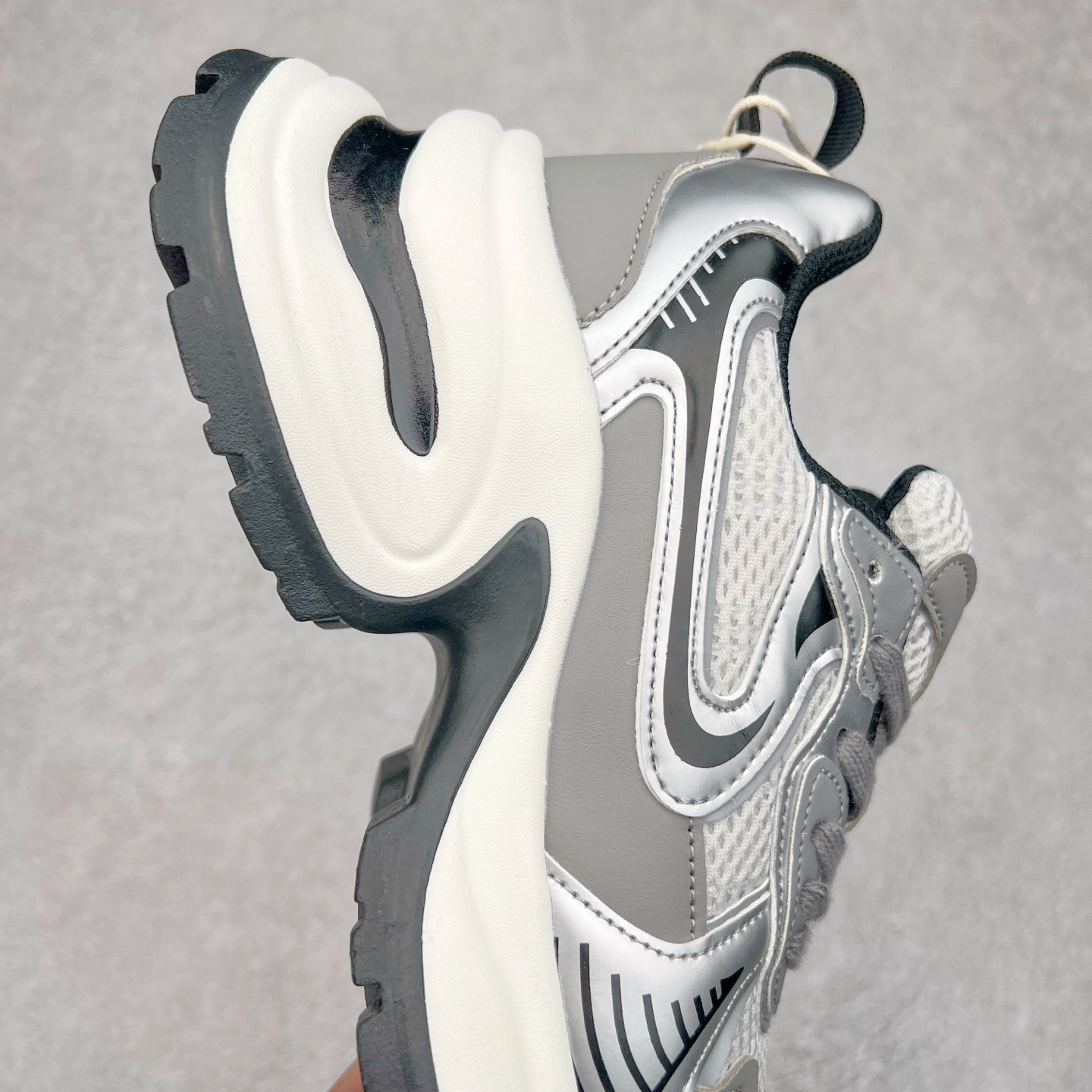 图片[6]-GG-CC赵露思同款休闲运动厚底增高老爹鞋 广东大厂出品 原版正确大底 全新工艺升级 全套包装 配件齐全 区别市面所有版本 时髦look轻松定格 不费力展现率性氛围 高档银盒 3M反光酷帅机能风不规则设计+7cm增高厚底 大长腿既视感轻松拿捏 GGCC厚底增高简直就是小个子的快乐! 不管怎么搭都敲好看 尺码：35 36 37 38 39 40-选品中心