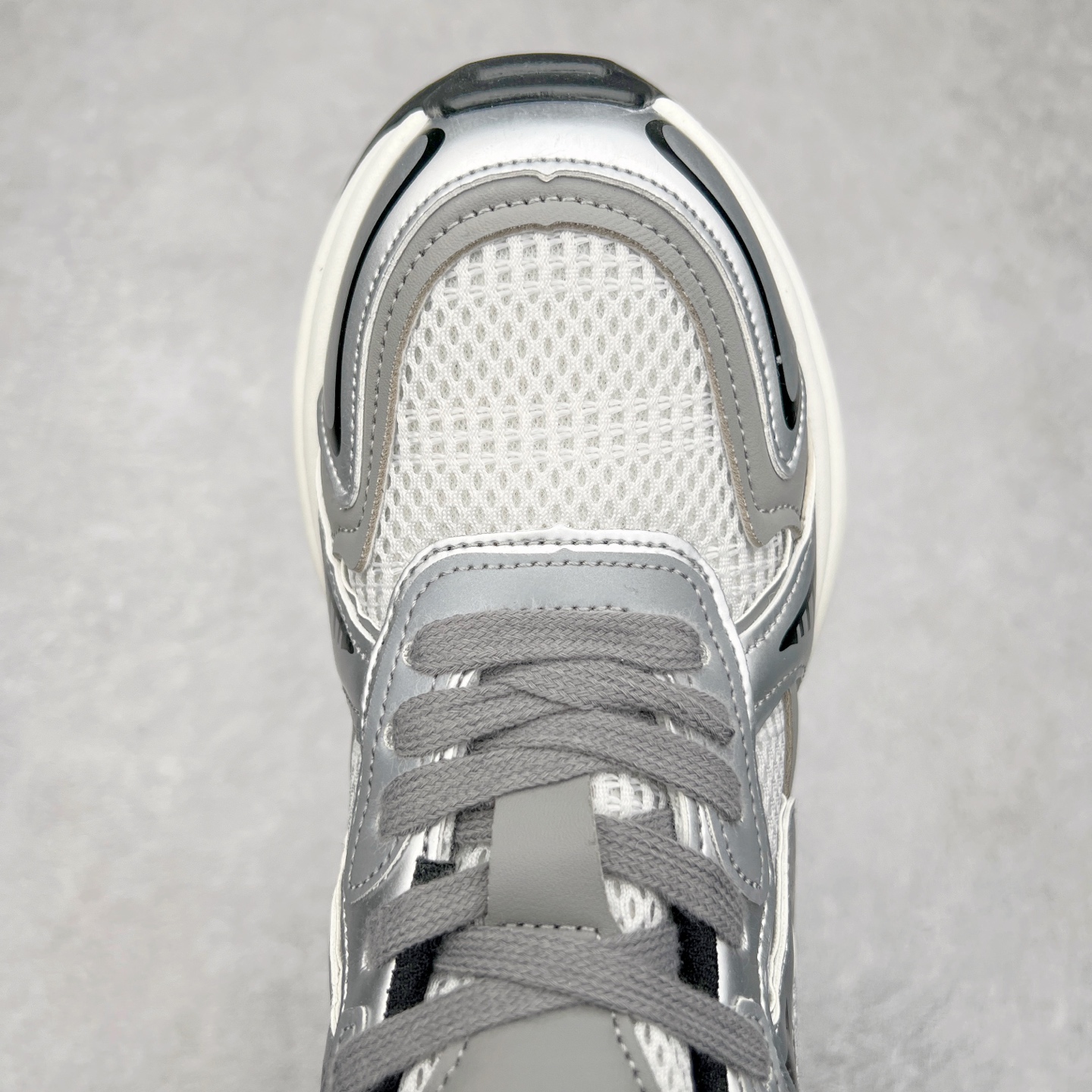 图片[4]-GG-CC赵露思同款休闲运动厚底增高老爹鞋 广东大厂出品 原版正确大底 全新工艺升级 全套包装 配件齐全 区别市面所有版本 时髦look轻松定格 不费力展现率性氛围 高档银盒 3M反光酷帅机能风不规则设计+7cm增高厚底 大长腿既视感轻松拿捏 GGCC厚底增高简直就是小个子的快乐! 不管怎么搭都敲好看 尺码：35 36 37 38 39 40-选品中心