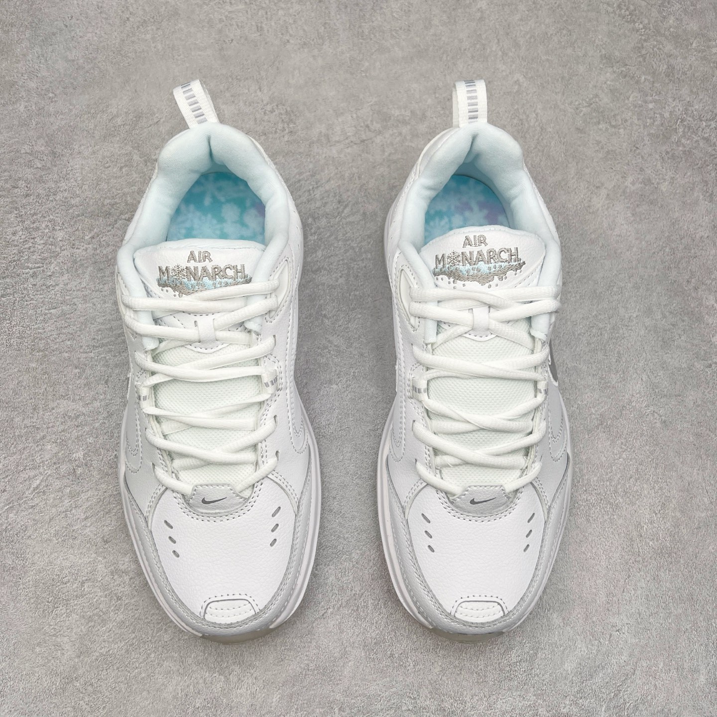 图片[2]-NK Air Monarch IV M2K Tekno 复古潮流老爹鞋 雪天 AV6676-100 优质皮革打造鞋面 夸张流线极符 风靡老爹元素 外形延续当下潮流得未来感老爹鞋 设计干净配色风格也带有浓郁的复古感受 极为独特 尺码：36 36.5 37.5 38 38.5 39 40 40.5 41 42 42.5 43 44 44.5 45-选品中心