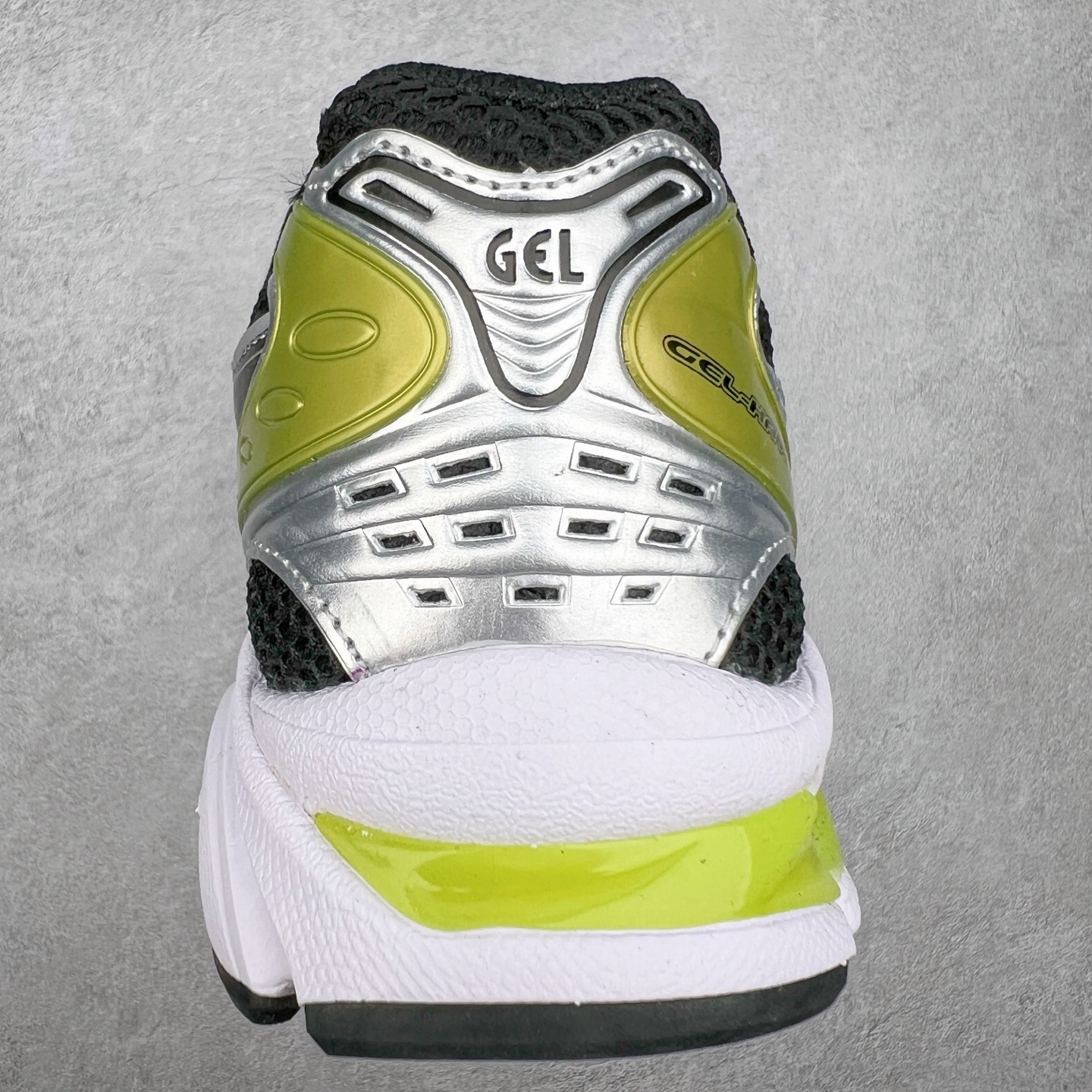 图片[8]-KITH x Asics Gel Kayano 12.1\\\”Cream/Pure Aqua\\\”亚瑟士卡亚诺12.1代系列低帮轻量缓震休闲运动跑步鞋 采用环保太空合成革配合透气网眼布鞋面材质 中底3D可视GEL缓震胶效果 升级EVA全新缓震中底部位科技组合耐磨橡胶外底片 尺码：36 37 37.5 38 39 39.5 40.5 41.5 42 42.5 43.5 44 44.5 45-选品中心