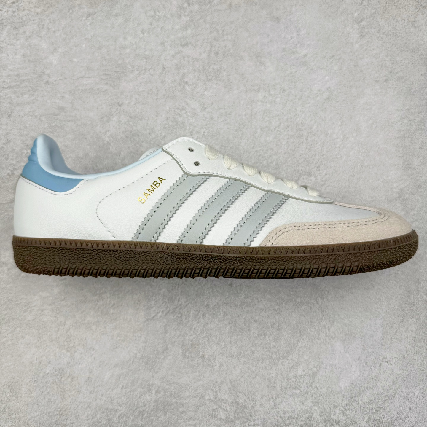 图片[9]-＃XC纯原 AD Originals Handball SPZL 手球运动员系列百搭休闲运动板鞋 口碑大厂出品 品控大底版型不断改良更新 原厂皮料 原装过验内外标加持 全套原纸板楦头开发 确保原汁原味 完美呈现桑巴版型 一比一鞋头弧度高度鞋身弧度 数据细节工艺流程均保持一致 这款来自阿迪达斯的这款HANDBALL SPZL前身是一双手球运动鞋 这一次拿来复刻 所以鞋面的主要色彩选用了黑色 鞋面外侧除了Spezial字母之外还有三叶草标志 Handball SPZL作为复古手球训练鞋与作为室内足球鞋的Samba有着异曲同工之处 但是质感更为出众的鞋身以及丰富的配色选择比起Samba来讲可以说是更胜一筹了 尺码：36 36⅔ 37⅓ 38 38⅔ 39⅓ 40 40⅔ 41⅓ 42 42⅔ 43⅓ 44 45-选品中心