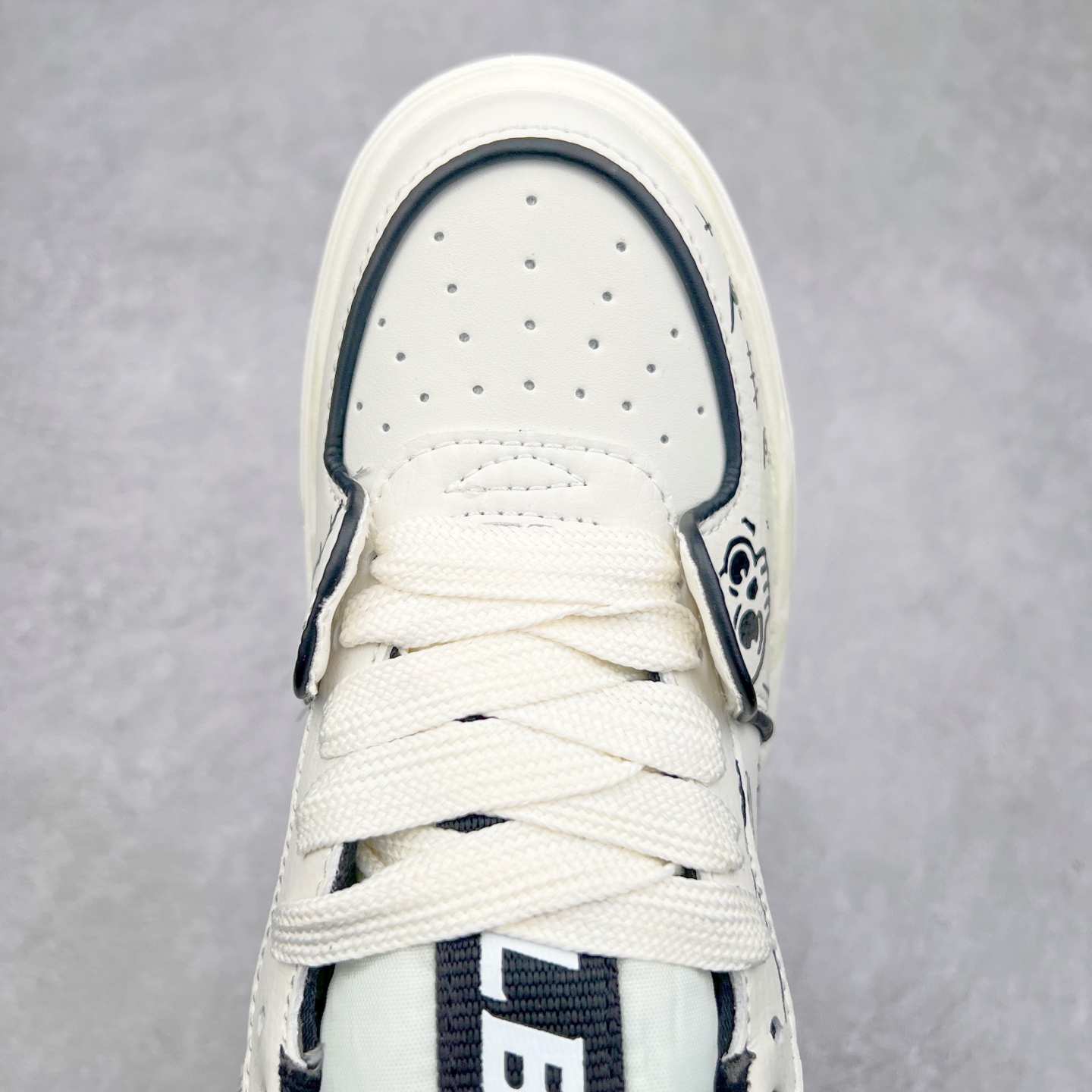 图片[4]-MLB Chunky Liner Basic 复古印花学长鞋系列低帮轻量增高厚底百搭休闲运动慢跑鞋板鞋 Korea韩国联名NY美国榄球纽约洋基队限定 韩国代购专供 全套原楦原纸板原厂数据开发 正确中底拉帮中底网布细节 平台代购专供 左脚内置芯片 韩国代购吊牌标贴 独家一比一RB+MD组合大底 高频后跟小人Logo精准对位立体饱满 正确网布加超迁鞋面 转印中底走线紧密 转印Logo工艺表层防刮不掉色 尺码：35 36 36.5 37.5 38 38.5 39 40 40.5 41 42 42.5 43 44 45-选品中心