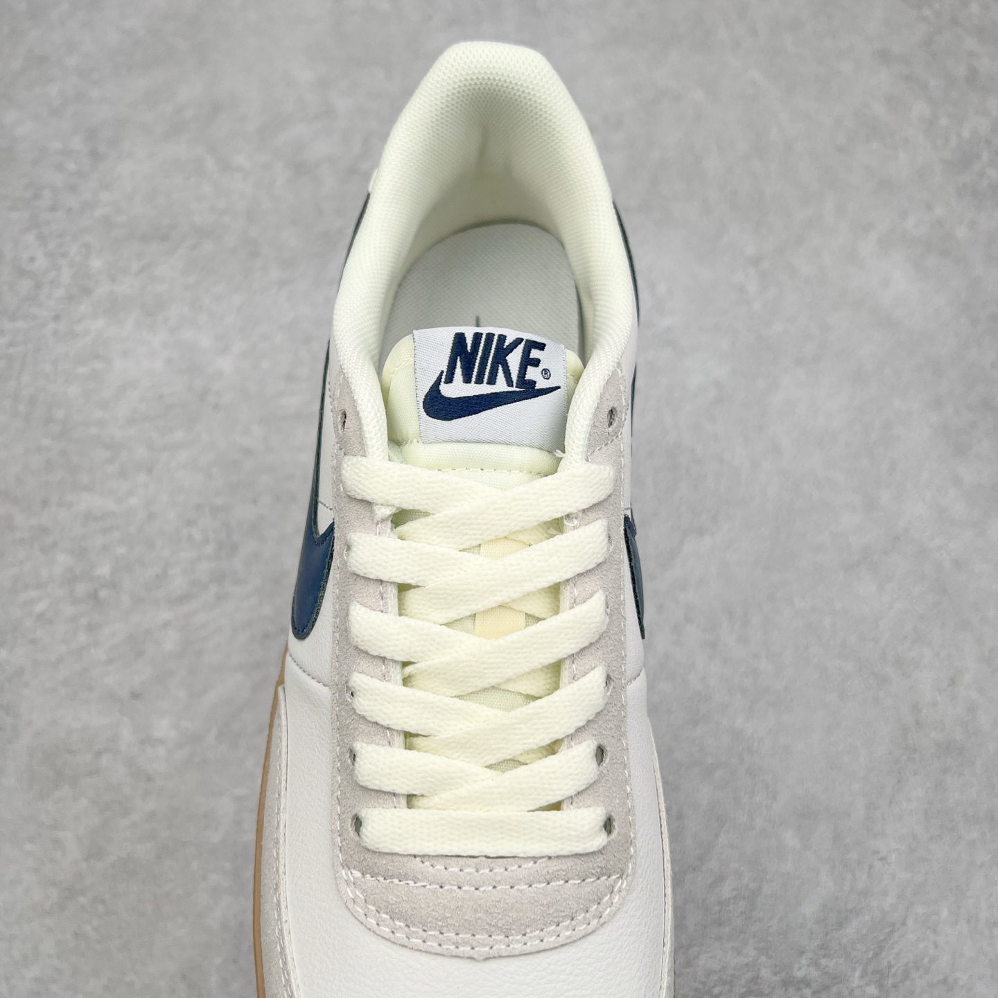 图片[5]-＃平台订单 J.Crew x NK Killshot II Leather 联名复古板鞋 采用米白色皮革制作鞋身 Swoosh 点缀其中 最后搭载棕色生胶大底 流露出满满的复古气气息 尺码：36 36.5 37.5 38 38.5 39 40 40.5 41 42 42.5 43 44-选品中心