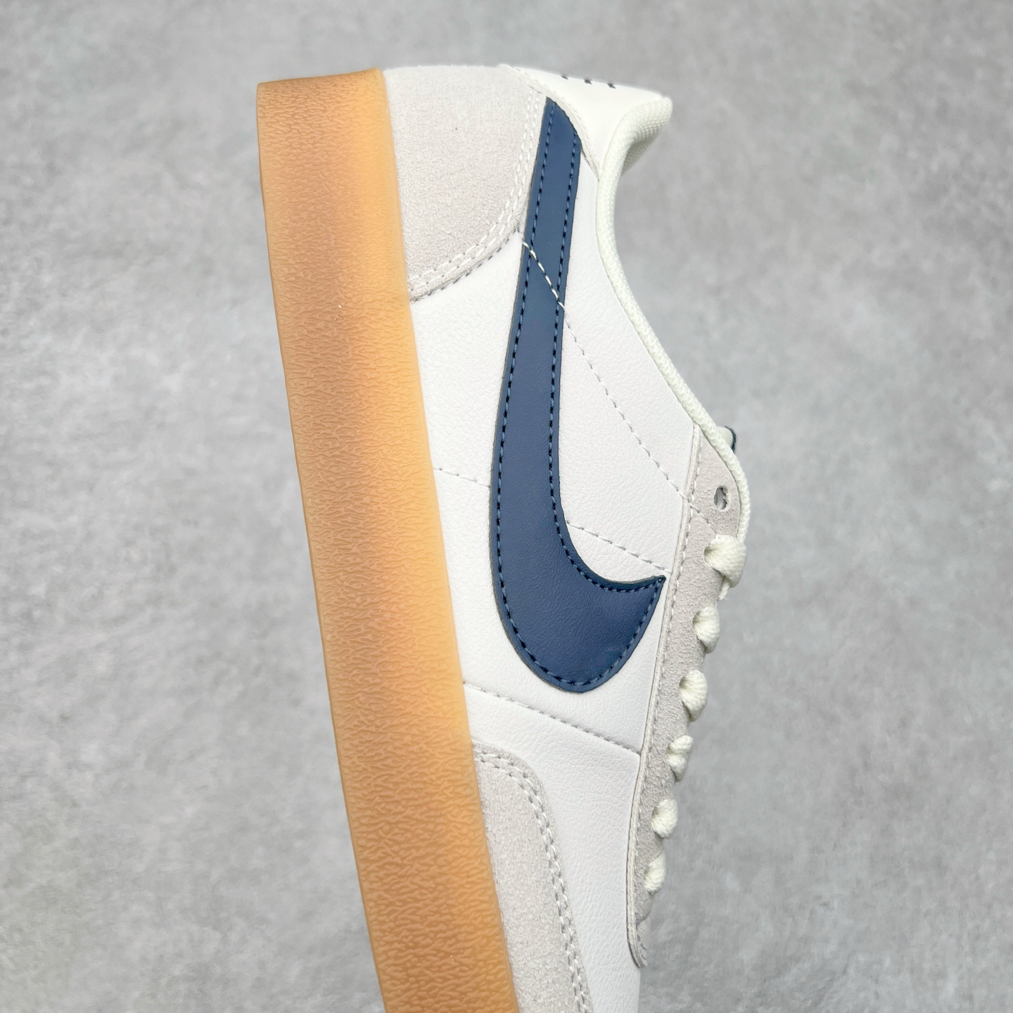 图片[6]-＃平台订单 J.Crew x NK Killshot II Leather 联名复古板鞋 采用米白色皮革制作鞋身 Swoosh 点缀其中 最后搭载棕色生胶大底 流露出满满的复古气气息 尺码：36 36.5 37.5 38 38.5 39 40 40.5 41 42 42.5 43 44-选品中心