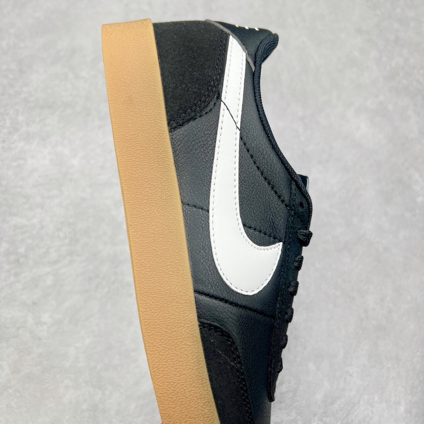 图片[6]-＃平台订单 J.Crew x NK Killshot II Leather 联名复古板鞋 采用米白色皮革制作鞋身 Swoosh 点缀其中 最后搭载棕色生胶大底 流露出满满的复古气气息 尺码：36 36.5 37.5 38 38.5 39 40 40.5 41 42 42.5 43 44-选品中心