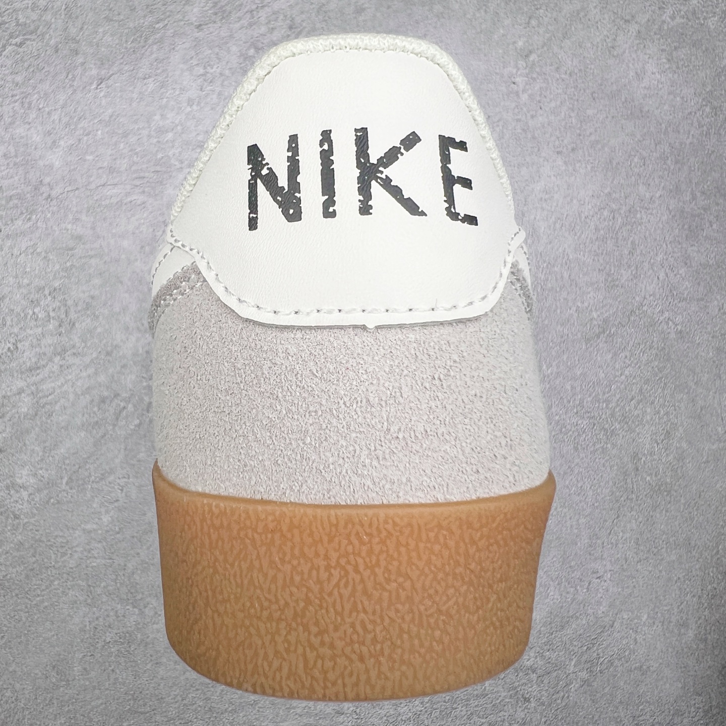 图片[8]-＃平台订单 J.Crew x NK Killshot II Leather 联名复古板鞋 采用米白色皮革制作鞋身 Swoosh 点缀其中 最后搭载棕色生胶大底 流露出满满的复古气气息 尺码：36 36.5 37.5 38 38.5 39 40 40.5 41 42 42.5 43 44-选品中心