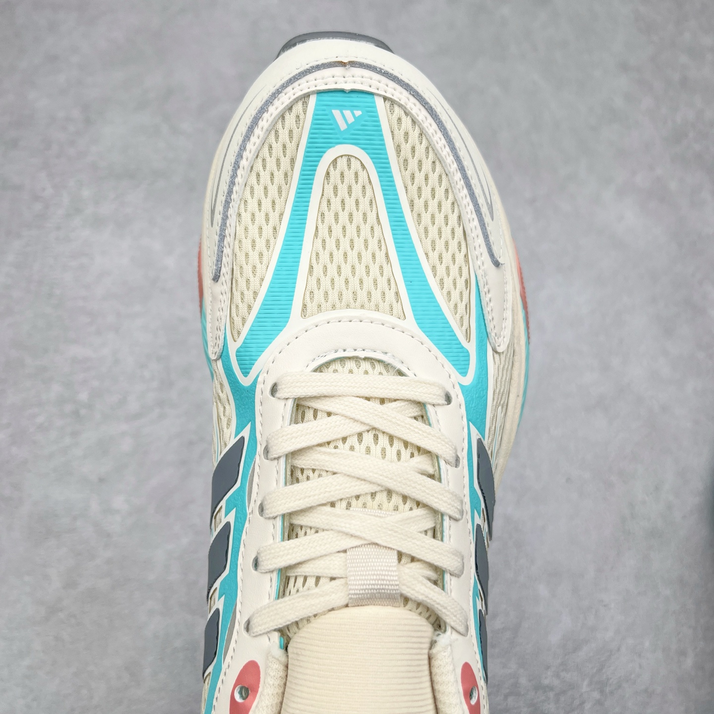 图片[4]-AD Originals Mts Pro 系列低帮厚底老爹风复古透气缓震休闲运动慢跑鞋 IH5838 打起精神，迎接美好一天。来全速向前，由这款 adidas 运动鞋为你打气。配备超轻盈 adidas Lightstrike 缓衝技术，为每步注入动力，加上顺滑鞋身，赋予灵活承托。柔软衬裡稳固贴脚，配合耐磨橡胶外底，助你应对不同的地形，轻松走遍城市街道、穿梭树林小径。尺码：36 36⅔ 37⅓ 38 38⅔ 39⅓ 40 40⅔ 41⅓ 42 42⅔ 43⅓ 44 45-选品中心