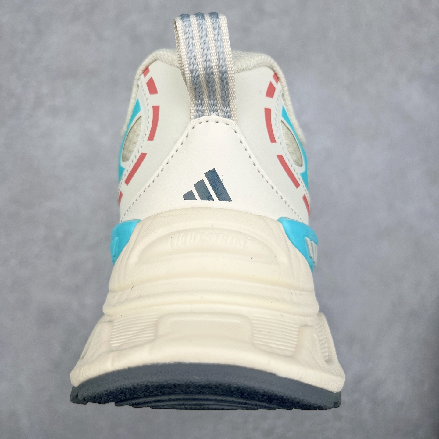 图片[8]-AD Originals Mts Pro 系列低帮厚底老爹风复古透气缓震休闲运动慢跑鞋 IH5838 打起精神，迎接美好一天。来全速向前，由这款 adidas 运动鞋为你打气。配备超轻盈 adidas Lightstrike 缓衝技术，为每步注入动力，加上顺滑鞋身，赋予灵活承托。柔软衬裡稳固贴脚，配合耐磨橡胶外底，助你应对不同的地形，轻松走遍城市街道、穿梭树林小径。尺码：36 36⅔ 37⅓ 38 38⅔ 39⅓ 40 40⅔ 41⅓ 42 42⅔ 43⅓ 44 45-选品中心