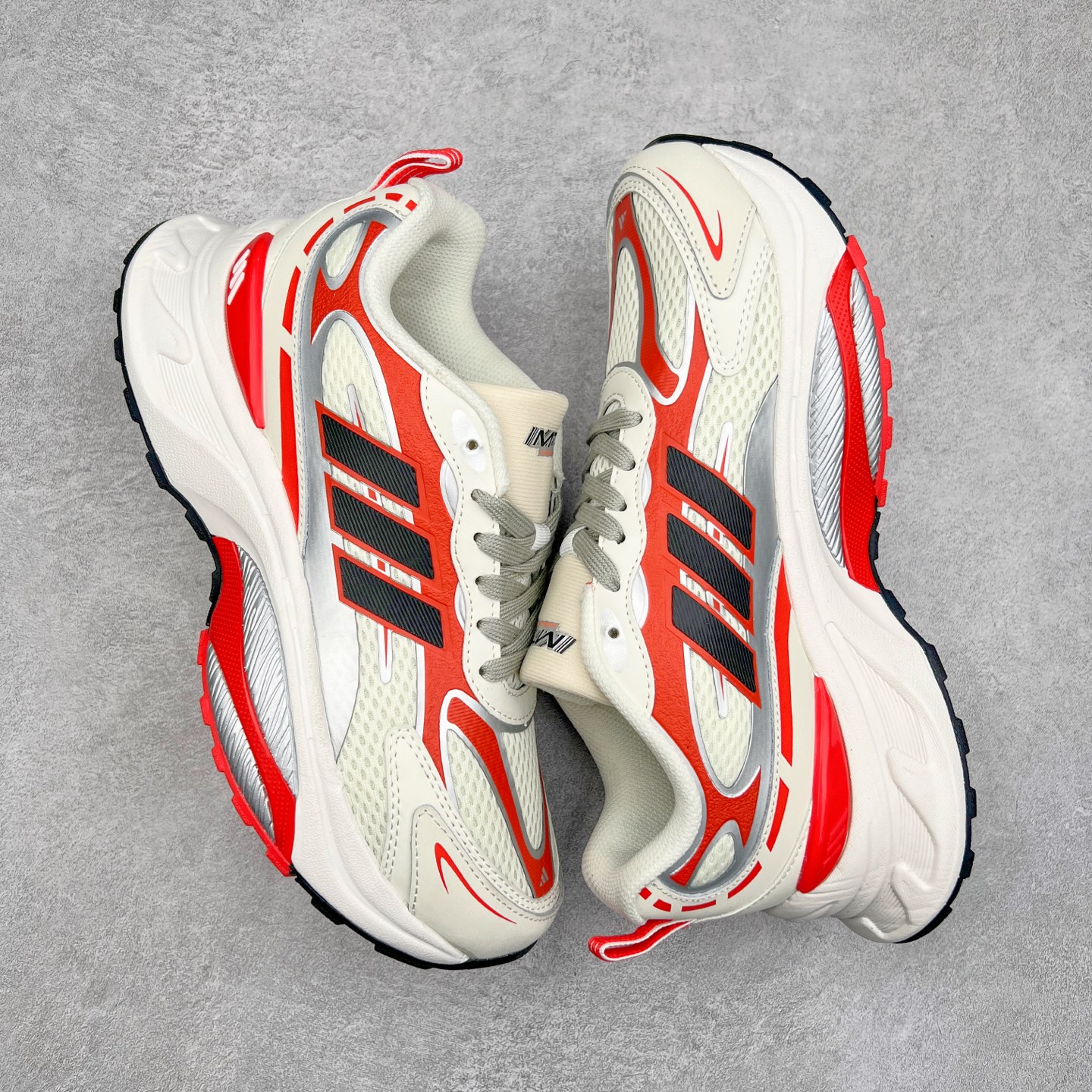 图片[3]-AD Originals Mts Pro 系列低帮厚底老爹风复古透气缓震休闲运动慢跑鞋 IH5836 打起精神，迎接美好一天。来全速向前，由这款 adidas 运动鞋为你打气。配备超轻盈 adidas Lightstrike 缓衝技术，为每步注入动力，加上顺滑鞋身，赋予灵活承托。柔软衬裡稳固贴脚，配合耐磨橡胶外底，助你应对不同的地形，轻松走遍城市街道、穿梭树林小径。尺码：36 36⅔ 37⅓ 38 38⅔ 39⅓ 40 40⅔ 41⅓ 42 42⅔ 43⅓ 44 45-选品中心