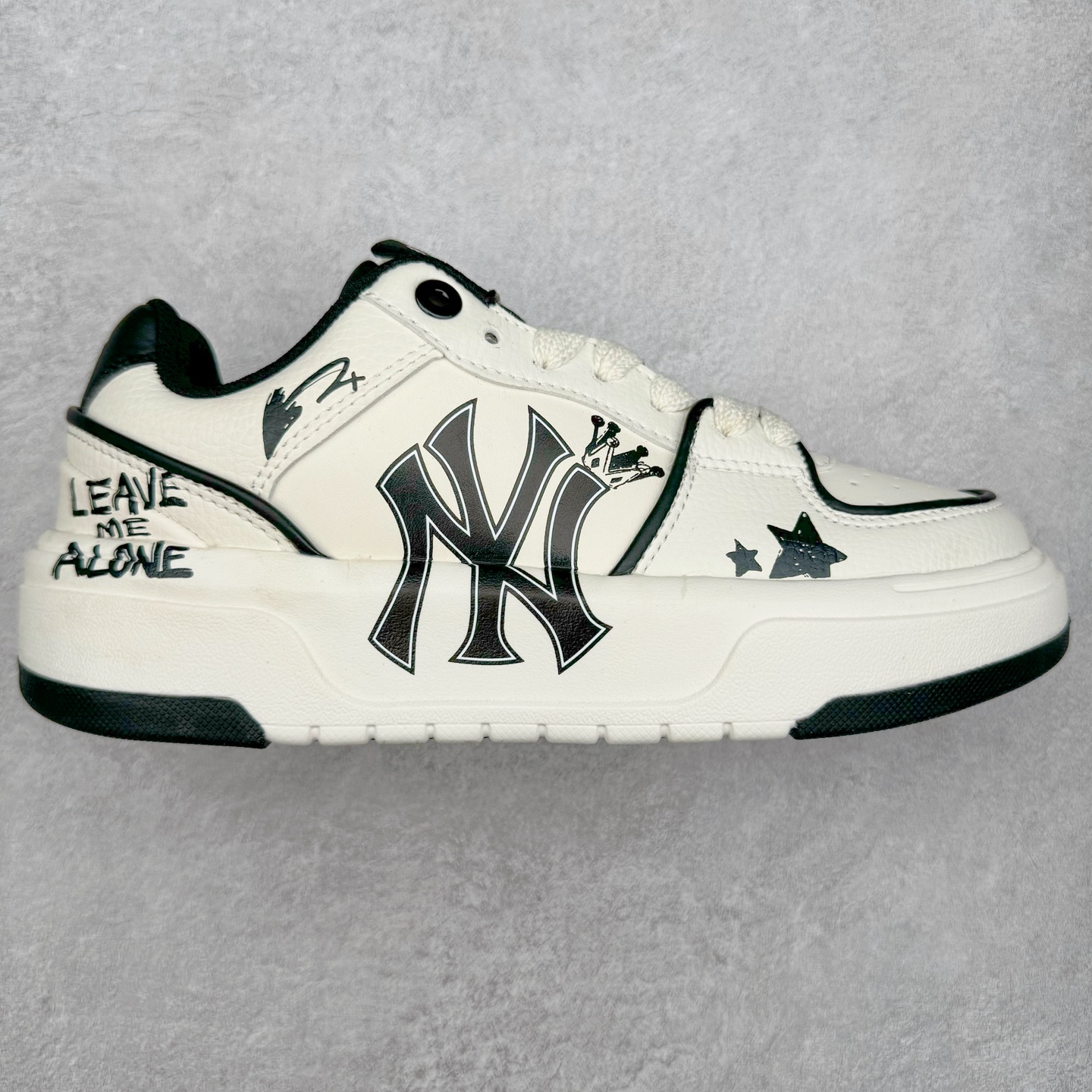 图片[9]-MLB Chunky Liner Basic 复古印花学长鞋系列低帮轻量增高厚底百搭休闲运动慢跑鞋板鞋 Korea韩国联名NY美国榄球纽约洋基队限定 韩国代购专供 全套原楦原纸板原厂数据开发 正确中底拉帮中底网布细节 平台代购专供 左脚内置芯片 韩国代购吊牌标贴 独家一比一RB+MD组合大底 高频后跟小人Logo精准对位立体饱满 正确网布加超迁鞋面 转印中底走线紧密 转印Logo工艺表层防刮不掉色 尺码：35 36 36.5 37.5 38 38.5 39 40 40.5 41 42 42.5 43 44 45-选品中心