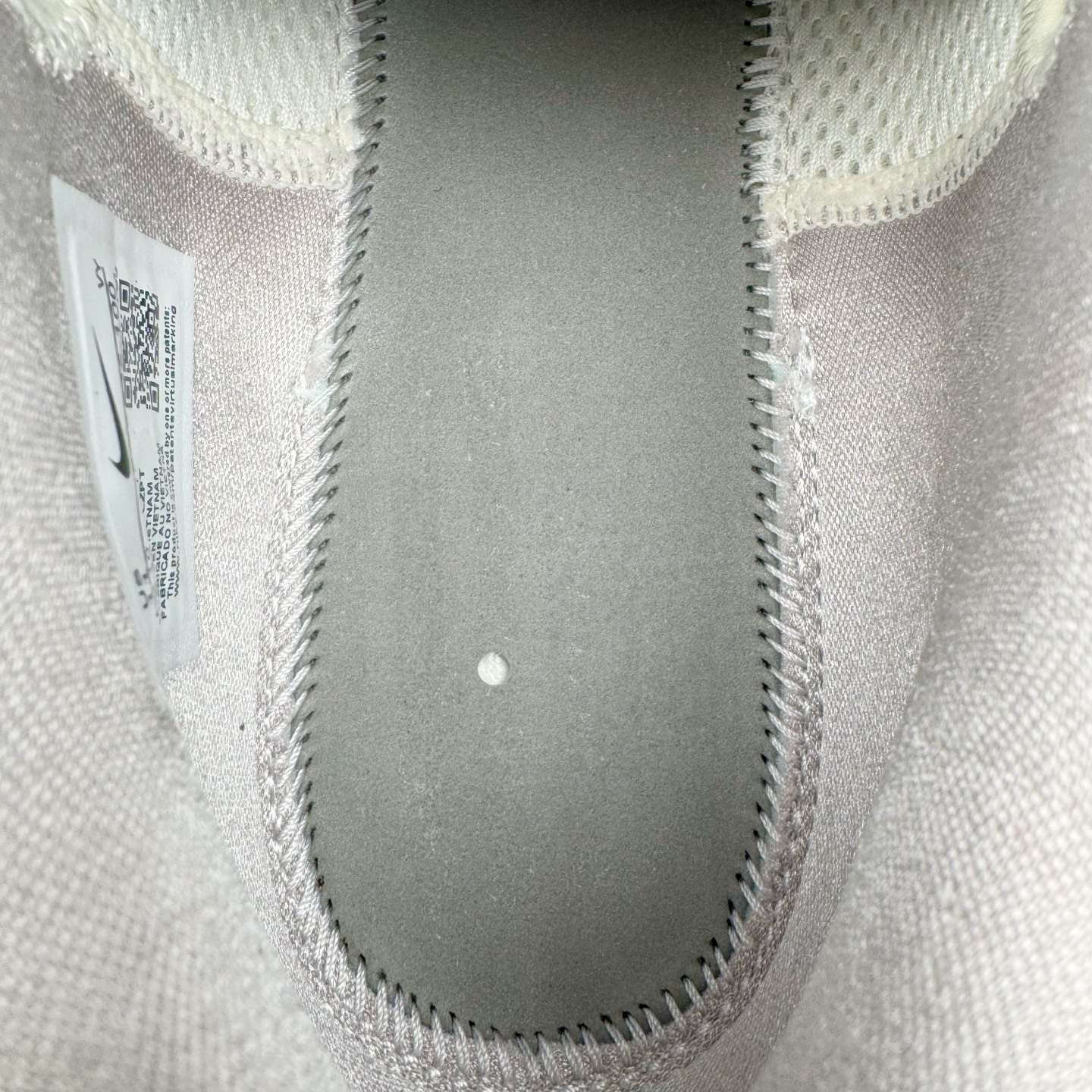 图片[12]-＃Star NK Zoom Kobe 6 Protro 科比六代 全明星2.0 白色星星 FQ3546-100 圈内顶级批次 完美复刻公司货 前掌超大Zoom Turbo气垫 后掌EVA缓震 真正的原汁原味 还原ZP脚感 全身鞋材卡料色独家定制 唯一正确喷漆工艺Swoosh 正确凹凸蛇鳞工艺 正确鞋面渐变效果 内全置真动飞态线 独立原厂模具 最大尺码达到48.5码 首批不拼图大几率过验 亲测已过 支持各种高强度实战 无需担心 上脚价 补货周期极长 脚宽建议买大半码 科比系列前掌偏窄 不影响二次销售 支持七天无理由退换 尺码：40 40.5 41 42 42.5 43 44 44.5 45 45.5 46 47.5 48.5-选品中心