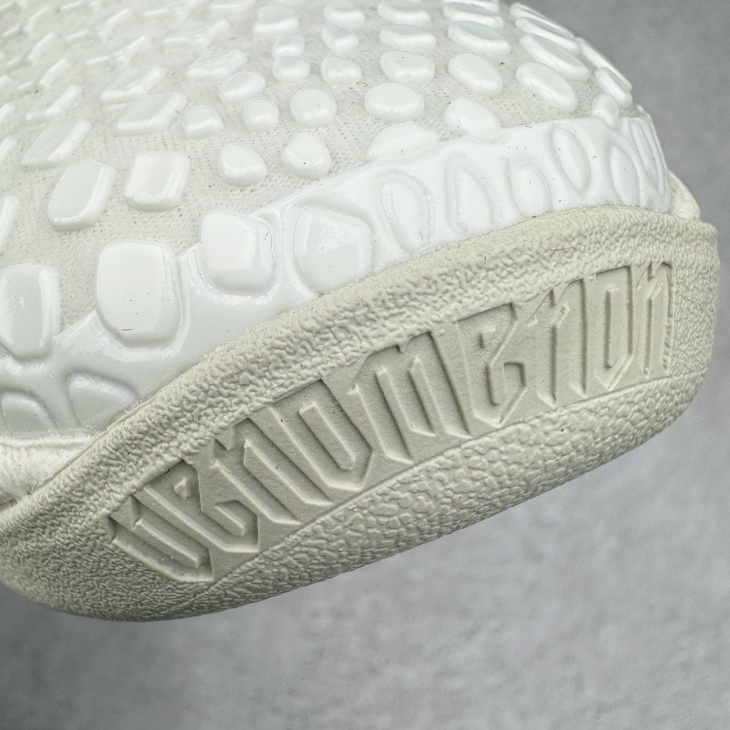 图片[17]-＃Star NK Zoom Kobe 6 Protro 科比六代 全明星2.0 白色星星 FQ3546-100 圈内顶级批次 完美复刻公司货 前掌超大Zoom Turbo气垫 后掌EVA缓震 真正的原汁原味 还原ZP脚感 全身鞋材卡料色独家定制 唯一正确喷漆工艺Swoosh 正确凹凸蛇鳞工艺 正确鞋面渐变效果 内全置真动飞态线 独立原厂模具 最大尺码达到48.5码 首批不拼图大几率过验 亲测已过 支持各种高强度实战 无需担心 上脚价 补货周期极长 脚宽建议买大半码 科比系列前掌偏窄 不影响二次销售 支持七天无理由退换 尺码：40 40.5 41 42 42.5 43 44 44.5 45 45.5 46 47.5 48.5-选品中心