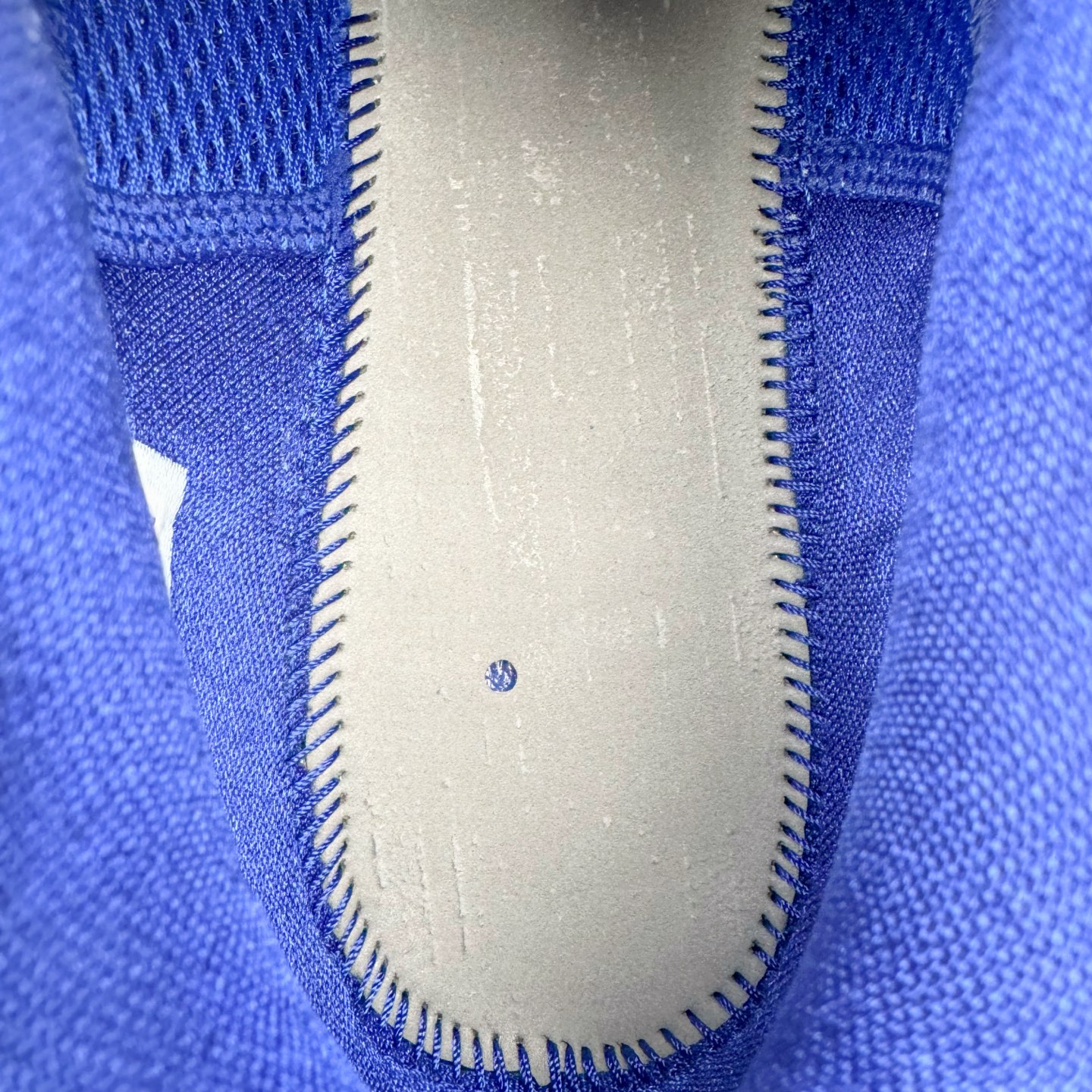 图片[10]-＃Star NK Zoom Kobe 科比5代 X-Ray 蓝色骨骼 HJ4303-400 圈内顶级批次 完美复刻公司货 前掌超大Zoom Turbo气垫 后掌EVA缓震 真正的原汁原味 还原ZP脚感 全身鞋材卡料色独家定制 唯一正确喷漆工艺Swoosh 正确凹凸蛇鳞工艺 正确鞋面渐变效果 内全置真动飞态线 独立原厂模具 最大尺码达到49.5码 首批不拼图大几率过验 亲测已过 支持各种高强度实战 无需担心 上脚价 补货周期极长 脚宽建议买大半码 科比系列前掌偏窄 不影响二次销售 支持七天无理由退换 尺码：40 40.5 41 42 42.5 43 44 44.5 45 45.5 46 47.5 48.5-选品中心