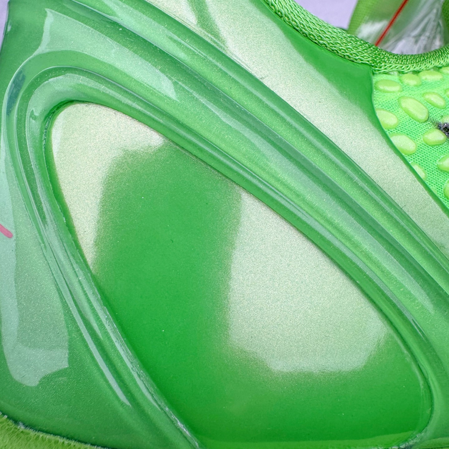 图片[15]-＃Star NK Zoom Kobe 6 Protro 科比六代 青蜂侠 CW2190-300 圈内顶级批次 完美复刻公司货 前掌超大Zoom Turbo气垫 后掌EVA缓震 真正的原汁原味 还原ZP脚感 全身鞋材卡料色独家定制 唯一正确喷漆工艺Swoosh 正确凹凸蛇鳞工艺 正确鞋面渐变效果 内全置真动飞态线 独立原厂模具 最大尺码达到48.5码 首批不拼图大几率过验 亲测已过 支持各种高强度实战 无需担心 上脚价 补货周期极长 脚宽建议买大半码 科比系列前掌偏窄 不影响二次销售 支持七天无理由退换 尺码：40 40.5 41 42 42.5 43 44 44.5 45 45.5 46 47.5 48.5-选品中心