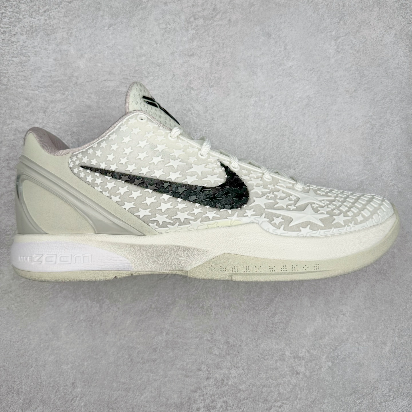 ＃Star NK Zoom Kobe 6 Protro 科比六代 全明星2.0 白色星星 FQ3546-100 圈内顶级批次 完美复刻公司货 前掌超大Zoom Turbo气垫 后掌EVA缓震 真正的原汁原味 还原ZP脚感 全身鞋材卡料色独家定制 唯一正确喷漆工艺Swoosh 正确凹凸蛇鳞工艺 正确鞋面渐变效果 内全置真动飞态线 独立原厂模具 最大尺码达到48.5码 首批不拼图大几率过验 亲测已过 支持各种高强度实战 无需担心 上脚价 补货周期极长 脚宽建议买大半码 科比系列前掌偏窄 不影响二次销售 支持七天无理由退换 尺码：40 40.5 41 42 42.5 43 44 44.5 45 45.5 46 47.5 48.5-选品中心