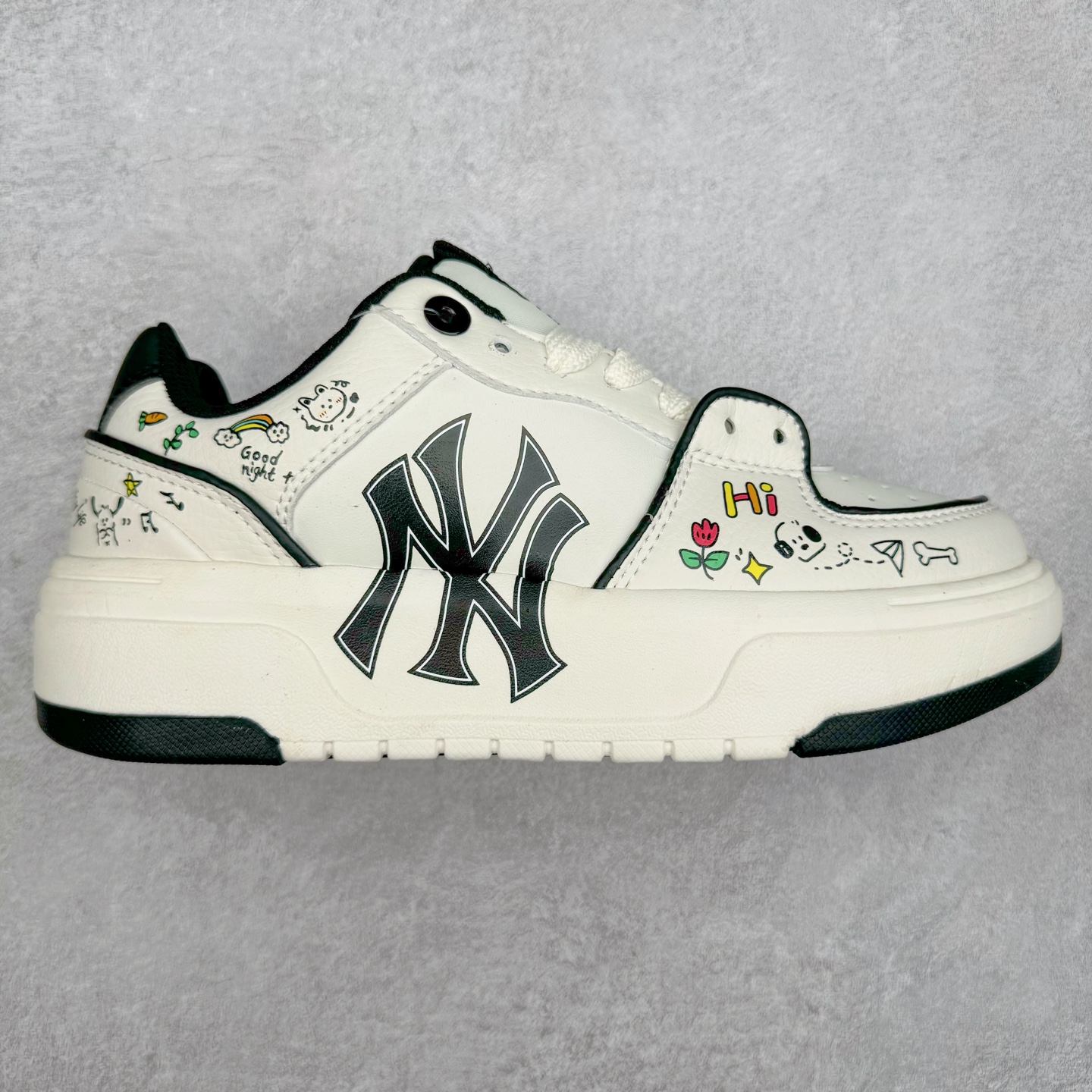 图片[5]-MLB Chunky Liner Basic 复古印花学长鞋系列低帮轻量增高厚底百搭休闲运动慢跑鞋板鞋 Korea韩国联名NY美国榄球纽约洋基队限定 韩国代购专供 全套原楦原纸板原厂数据开发 正确中底拉帮中底网布细节 平台代购专供 左脚内置芯片 韩国代购吊牌标贴 独家一比一RB+MD组合大底 高频后跟小人Logo精准对位立体饱满 正确网布加超迁鞋面 转印中底走线紧密 转印Logo工艺表层防刮不掉色 尺码：35 36 36.5 37.5 38 38.5 39 40 40.5 41 42 42.5 43 44 45-选品中心