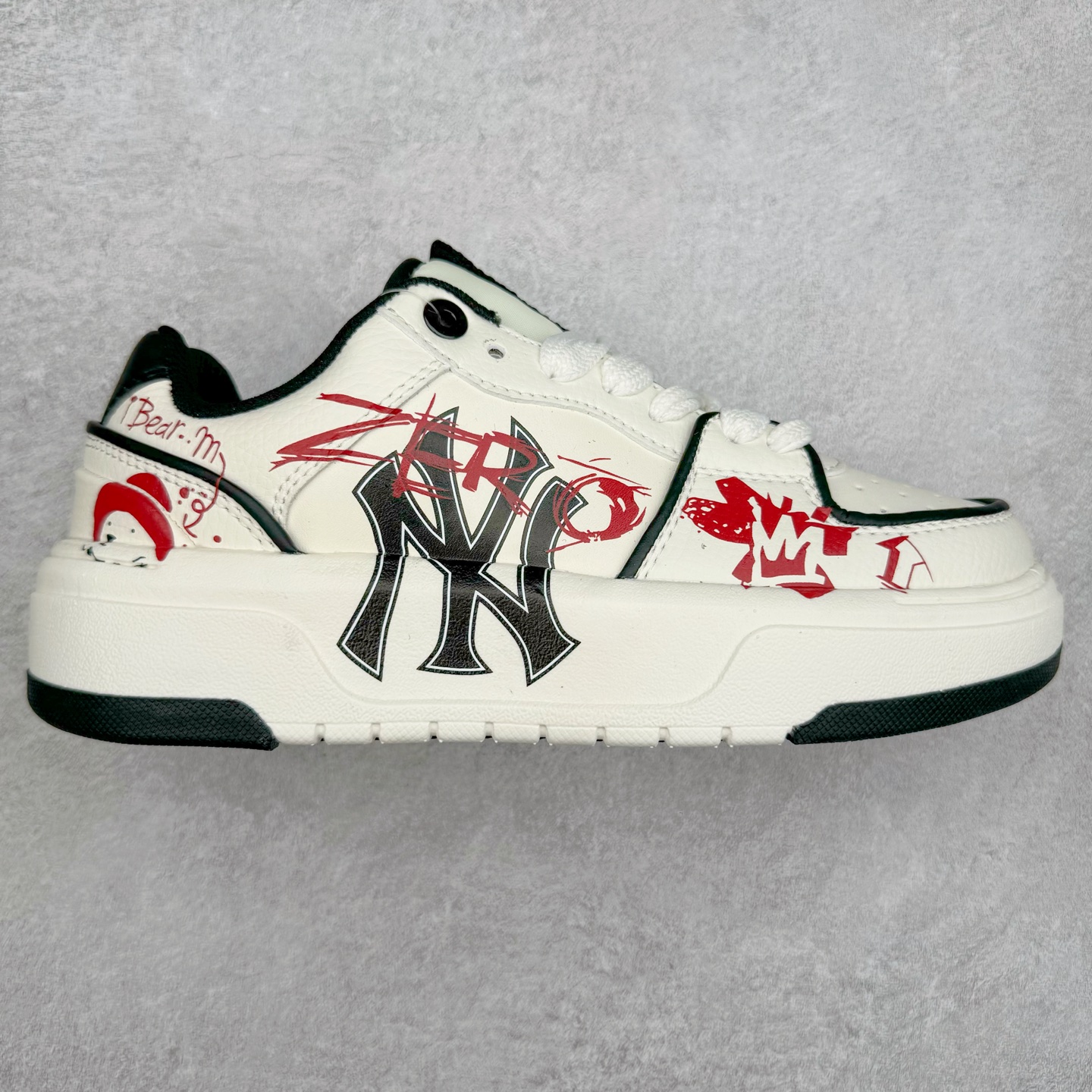 图片[8]-MLB Chunky Liner Basic 复古印花学长鞋系列低帮轻量增高厚底百搭休闲运动慢跑鞋板鞋 Korea韩国联名NY美国榄球纽约洋基队限定 韩国代购专供 全套原楦原纸板原厂数据开发 正确中底拉帮中底网布细节 平台代购专供 左脚内置芯片 韩国代购吊牌标贴 独家一比一RB+MD组合大底 高频后跟小人Logo精准对位立体饱满 正确网布加超迁鞋面 转印中底走线紧密 转印Logo工艺表层防刮不掉色 尺码：35 36 36.5 37.5 38 38.5 39 40 40.5 41 42 42.5 43 44 45-选品中心