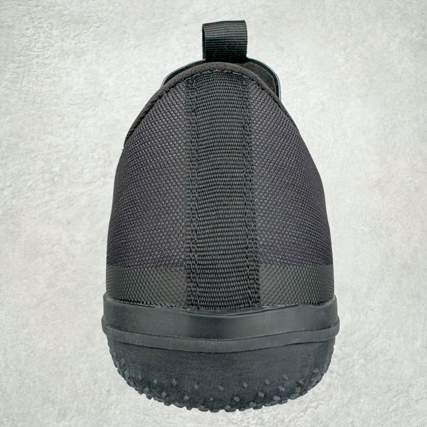 图片[8]-＃K版纯原Converse Chuck Taylor All Star Pro Bb Ox 实战篮球鞋 Converse全新Solstice系列再度迎来新作 此鞋型由Converse与NK传奇篮球产品设计师Eric Avar合作开发而成 All Star Pro BB代Converse设计的演变 并且融入了现代科Quadfit织法的鞋面提供稳定性与包覆NK React内核支撑多次切入与平稳起跳 All Star Pro BB同时也替Kelly Oubre Jr.等个性化球员设计独特配色 全新升级的BB Evo承袭前作嵌入式NIKE React鞋垫 带来轻盈灵活且贴合地面的舒适脚感 重叠模糊的经典星箭标致 营造犀利的速度感 曲面橡胶外底和菱型格状纹路 提供多方位抓地力 你可以在鞋身上发现一些全新的元素 鞋面材质注入更多填充支撑与包裹更加扎实50/50对分的鞋面配色 也更具视觉冲击力 尺码：36 37 37.5 38 38.5 39 40 40.5 41 42 42.5 43 44 44.5 45 46-选品中心