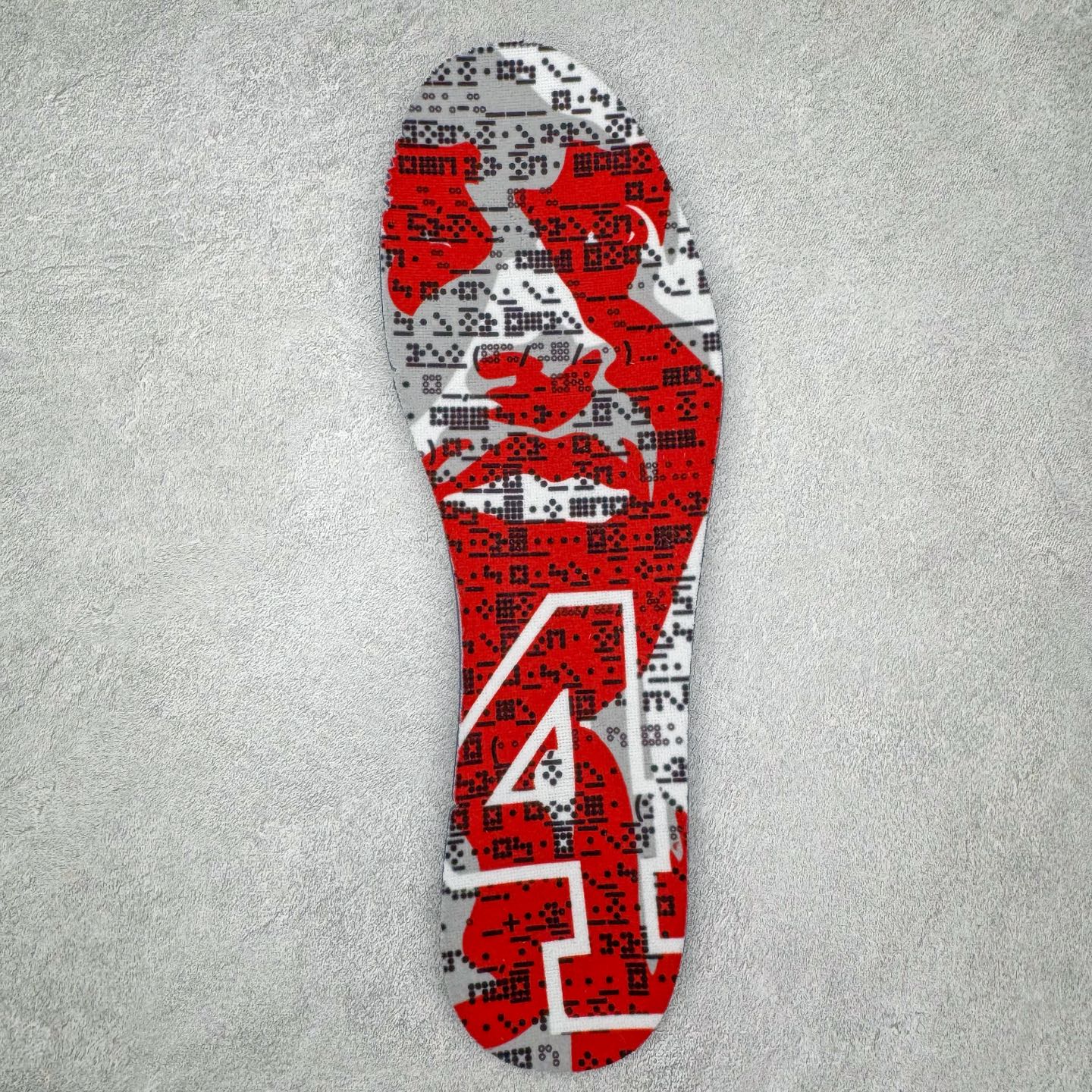 图片[12]-＃Star NK Zoom Kobe \\\”Bruce Lee\\\” 科比5代 李小龙黑白 CD4991-101 圈内顶级批次 完美复刻公司货 前掌超大Zoom Turbo气垫 后掌EVA缓震 真正的原汁原味 还原ZP脚感 全身鞋材卡料色独家定制 唯一正确喷漆工艺Swoosh 正确凹凸蛇鳞工艺 正确鞋面渐变效果 内全置真动飞态线 独立原厂模具 最大尺码达到49.5码 首批不拼图大几率过验 亲测已过 支持各种高强度实战 无需担心 上脚价 补货周期极长 脚宽建议买大半码 科比系列前掌偏窄 不影响二次销售 支持七天无理由退换 尺码：40 40.5 41 42 42.5 43 44 44.5 45 45.5 46 47.5 48.5-选品中心