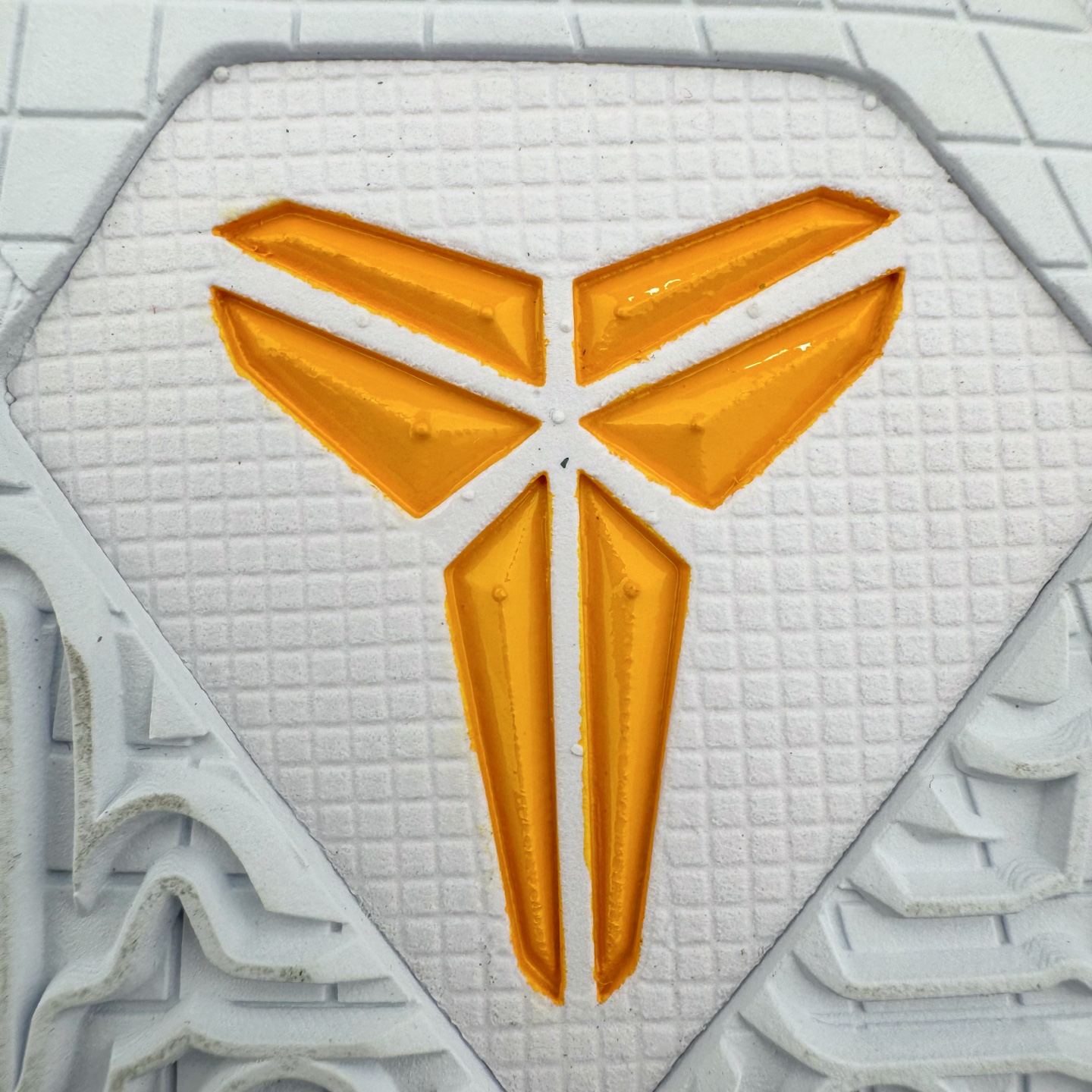 图片[10]-＃Star NK Zoom Kobe \\\”Bruce Lee\\\” 科比5代 李小龙黑白 CD4991-101 圈内顶级批次 完美复刻公司货 前掌超大Zoom Turbo气垫 后掌EVA缓震 真正的原汁原味 还原ZP脚感 全身鞋材卡料色独家定制 唯一正确喷漆工艺Swoosh 正确凹凸蛇鳞工艺 正确鞋面渐变效果 内全置真动飞态线 独立原厂模具 最大尺码达到49.5码 首批不拼图大几率过验 亲测已过 支持各种高强度实战 无需担心 上脚价 补货周期极长 脚宽建议买大半码 科比系列前掌偏窄 不影响二次销售 支持七天无理由退换 尺码：40 40.5 41 42 42.5 43 44 44.5 45 45.5 46 47.5 48.5-选品中心