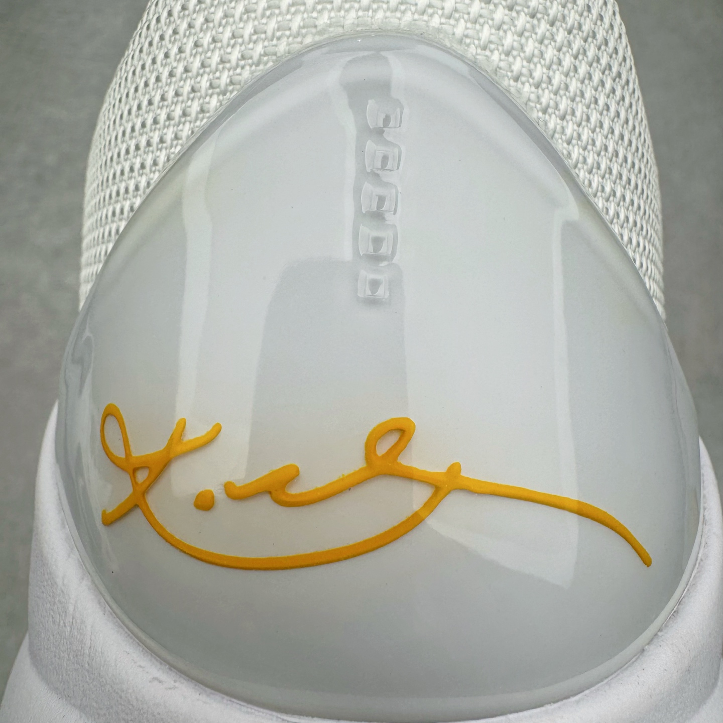 图片[19]-＃Star NK Zoom Kobe \\\”Bruce Lee\\\” 科比5代 李小龙黑白 CD4991-101 圈内顶级批次 完美复刻公司货 前掌超大Zoom Turbo气垫 后掌EVA缓震 真正的原汁原味 还原ZP脚感 全身鞋材卡料色独家定制 唯一正确喷漆工艺Swoosh 正确凹凸蛇鳞工艺 正确鞋面渐变效果 内全置真动飞态线 独立原厂模具 最大尺码达到49.5码 首批不拼图大几率过验 亲测已过 支持各种高强度实战 无需担心 上脚价 补货周期极长 脚宽建议买大半码 科比系列前掌偏窄 不影响二次销售 支持七天无理由退换 尺码：40 40.5 41 42 42.5 43 44 44.5 45 45.5 46 47.5 48.5-选品中心