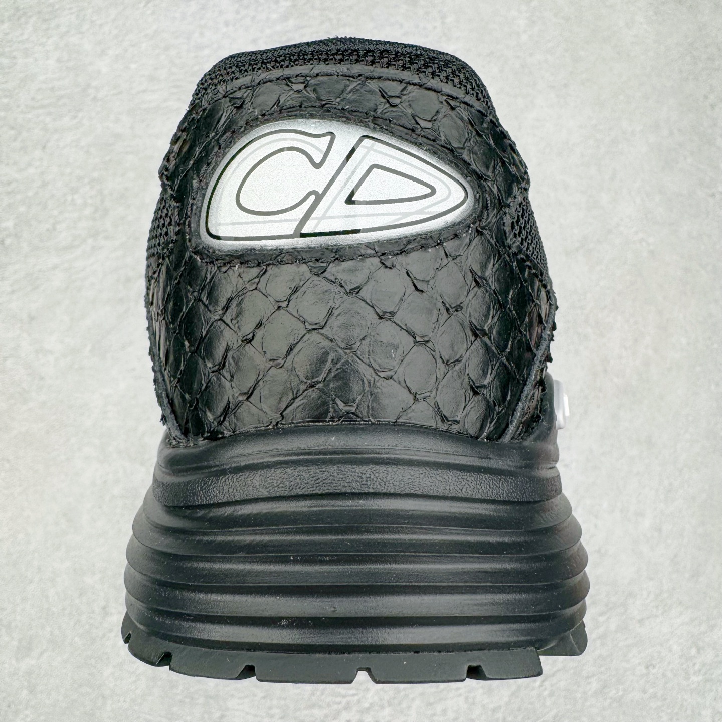 图片[8]-＃ZC总裁 Dior B30 迪奥网眼织物低帮运动休闲鞋 原版开模 海淘专供品质同渠道货源 全套专柜原装配件 该款系列采用黑网色眼织物白和色科技料面精心制 作饰以反光“CD30”图形标志 外格轻盈的刻雕效果橡胶鞋搭底配标志性点的缀提升格调 内弹部力细节塑造想理的舒适穿着体验可与各休式闲造型配搭 彰显尚时现代的运风动范 正常尺码：39 40 41 42 43 44 45-选品中心