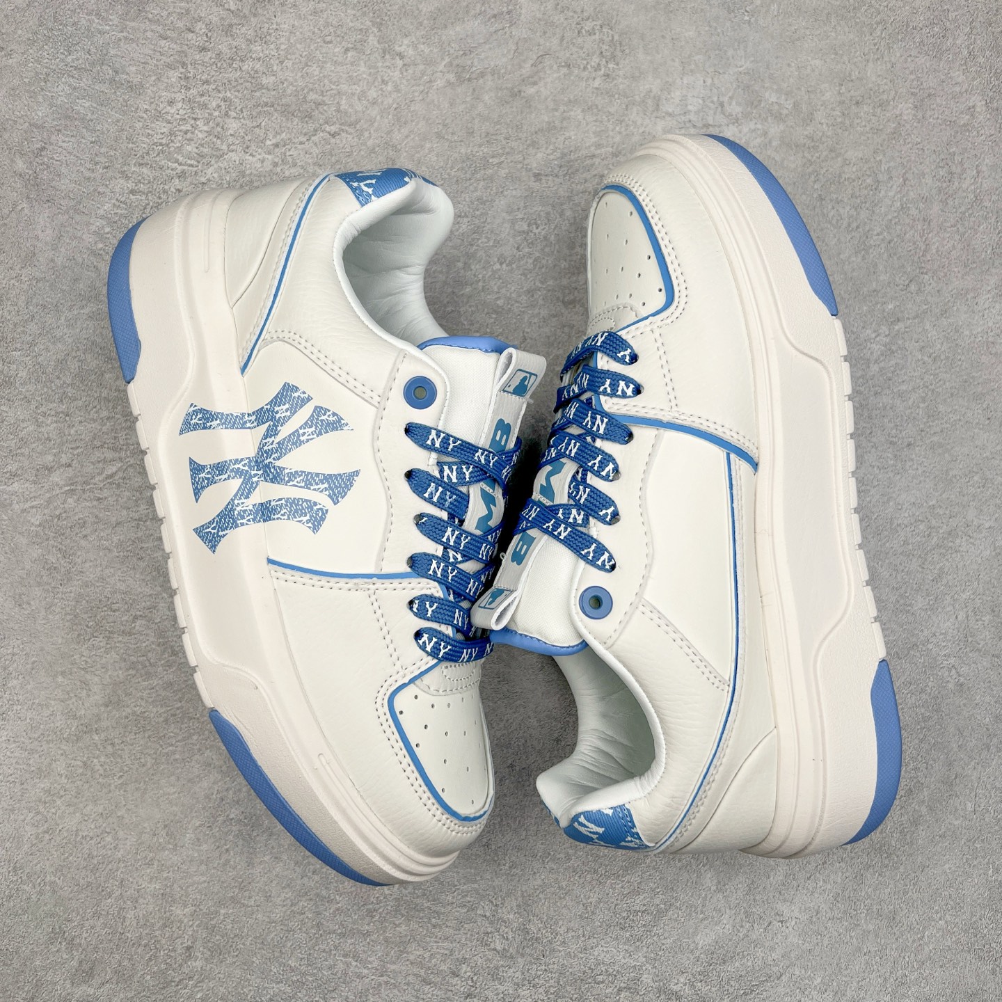 图片[3]-MLB Chunky Liner Basic 复古印花学长鞋系列低帮轻量增高厚底百搭休闲运动慢跑鞋板鞋 Korea韩国联名NY美国榄球纽约洋基队限定 韩国代购专供 全套原楦原纸板原厂数据开发 正确中底拉帮中底网布细节 平台代购专供 左脚内置芯片 韩国代购吊牌标贴 独家一比一RB+MD组合大底 高频后跟小人Logo精准对位立体饱满 正确网布加超迁鞋面 转印中底走线紧密 转印Logo工艺表层防刮不掉色 尺码：35 36 36.5 37.5 38 38.5 39 40 40.5 41 42 42.5 43 44 45-选品中心