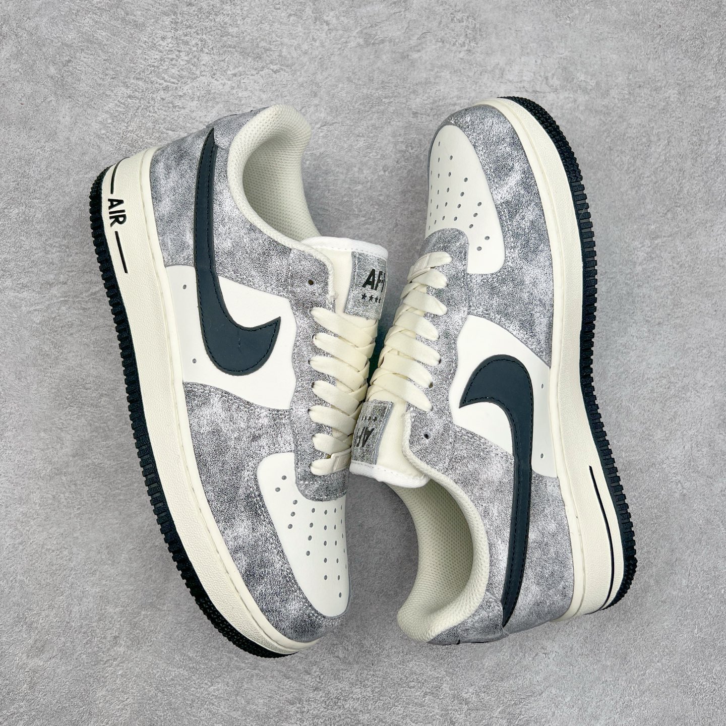 图片[3]-NK Air Force 1´07 Low 空军一号低帮百搭休闲运动板鞋 BX5815-535 柔软、弹性十足的缓震性能和出色的中底设计 横跨复古与现代的外型结合 造就出风靡全球 三十多年的Force 1 直到今天还深受青睐 尺码：36 36.5 37.5 38 38.5 39 40 40.5 41 42 42.5 43 44 44.5 45-选品中心