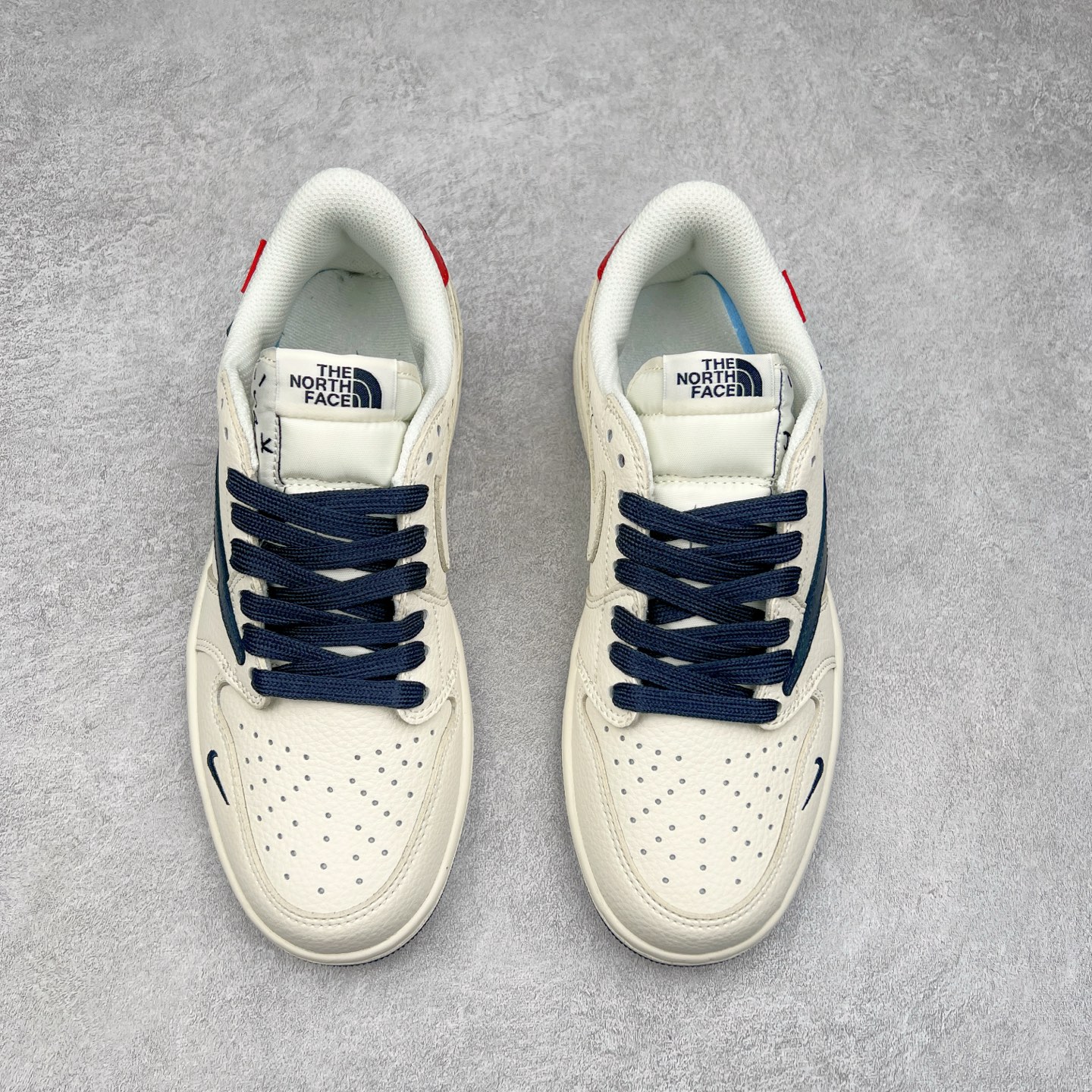 图片[2]-TS x Air Jordan AJ1 Low 倒钩低帮联名定制配色 DIY6188-003 原厂内置气垫魔块 A模大底 头层小牛皮 鞋舌AJ原厂专用牛津布+AJ专用反口珍珠布+原厂无杂质高弹内里海棉+特殊封边弹力鞋带 尺码：36 36.5 37.5 38 38.5 39 40 40.5 41 42 42.5 43 44 44.5 45 46 47.5-选品中心