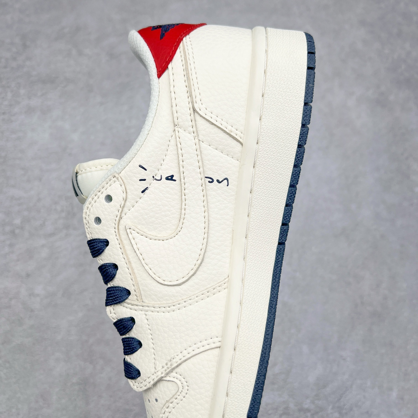 图片[7]-TS x Air Jordan AJ1 Low 倒钩低帮联名定制配色 DIY6188-003 原厂内置气垫魔块 A模大底 头层小牛皮 鞋舌AJ原厂专用牛津布+AJ专用反口珍珠布+原厂无杂质高弹内里海棉+特殊封边弹力鞋带 尺码：36 36.5 37.5 38 38.5 39 40 40.5 41 42 42.5 43 44 44.5 45 46 47.5-选品中心