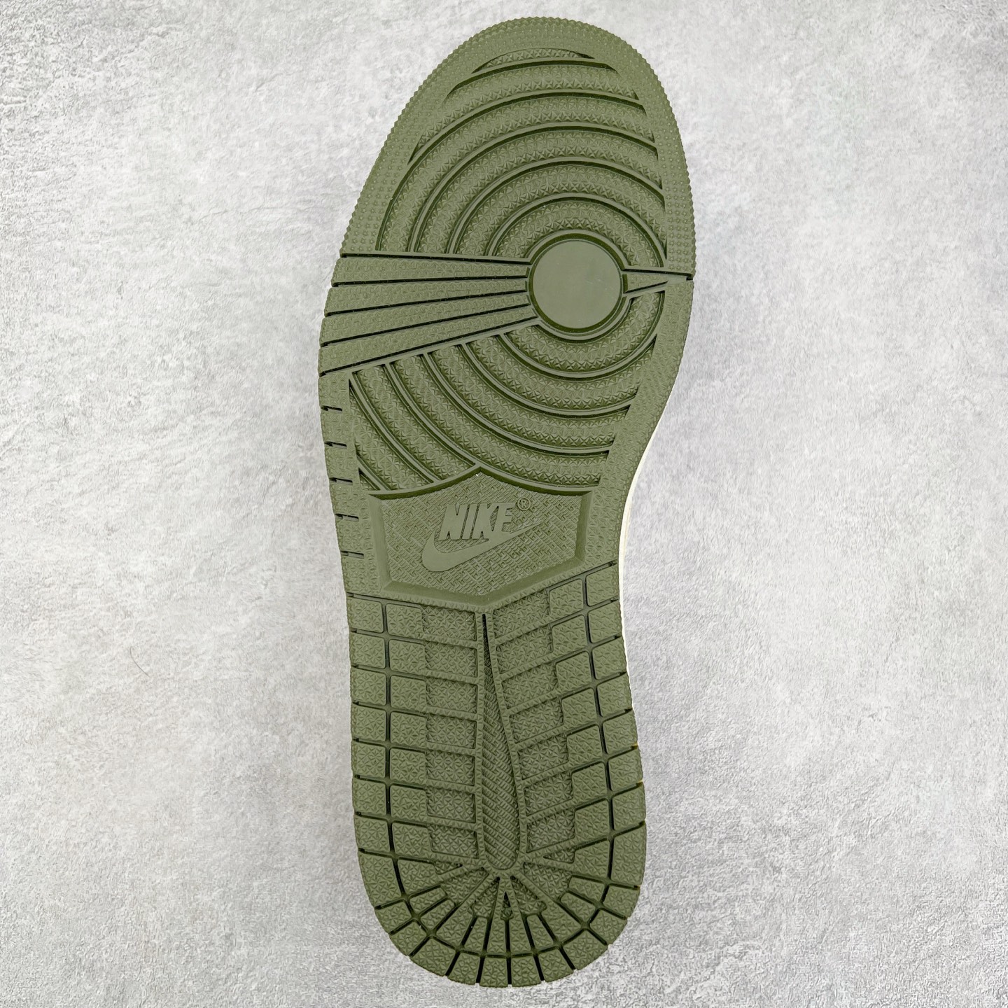 图片[9]-TS x Air Jordan AJ1 Low 倒钩低帮联名定制配色 DIY6188-005 原厂内置气垫魔块 A模大底 头层小牛皮 鞋舌AJ原厂专用牛津布+AJ专用反口珍珠布+原厂无杂质高弹内里海棉+特殊封边弹力鞋带 尺码：36 36.5 37.5 38 38.5 39 40 40.5 41 42 42.5 43 44 44.5 45 46 47.5-选品中心