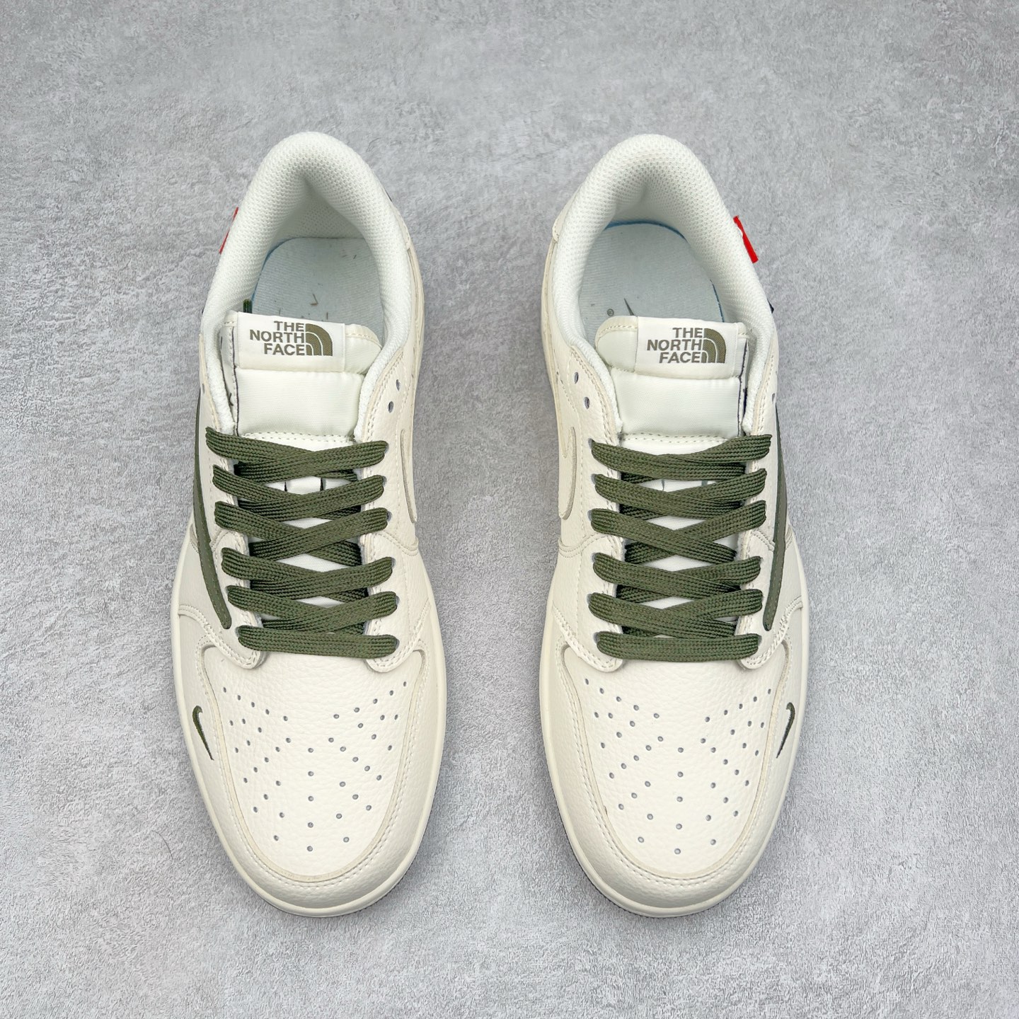 图片[2]-TS x Air Jordan AJ1 Low 倒钩低帮联名定制配色 DIY6188-005 原厂内置气垫魔块 A模大底 头层小牛皮 鞋舌AJ原厂专用牛津布+AJ专用反口珍珠布+原厂无杂质高弹内里海棉+特殊封边弹力鞋带 尺码：36 36.5 37.5 38 38.5 39 40 40.5 41 42 42.5 43 44 44.5 45 46 47.5-选品中心