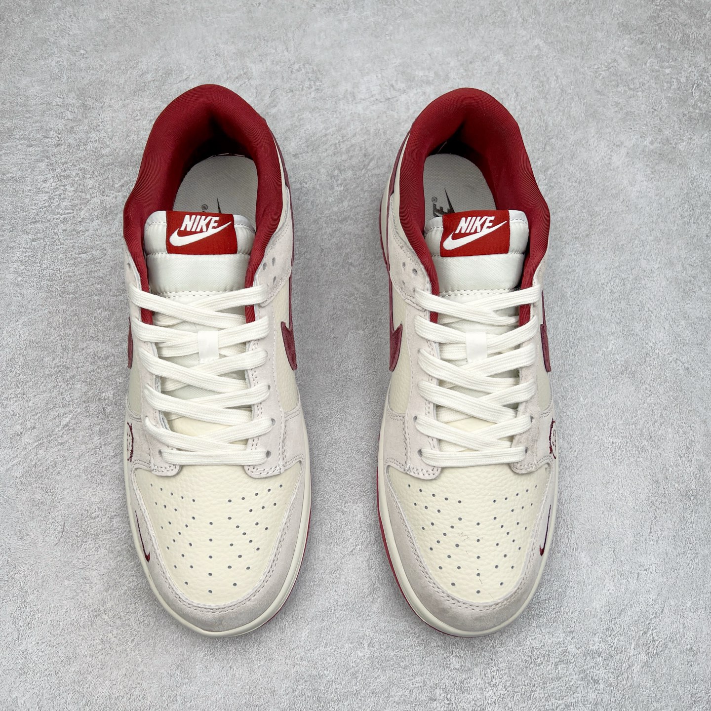 图片[2]-NK Dunk Low 定制配色 KK1333-031 大厂出品 极力推荐 原装头层材料 独家版型蒸餾加工帶來的是更好的视觉和脚感体验大厂纯原品质出货 清洁度 电绣工艺 皮料切割干净无任何毛边 细节完美 尺码：36 36.5 37.5 38 38.5 39 40 40.5 41 42 42.5 43 44 44.5 45-选品中心