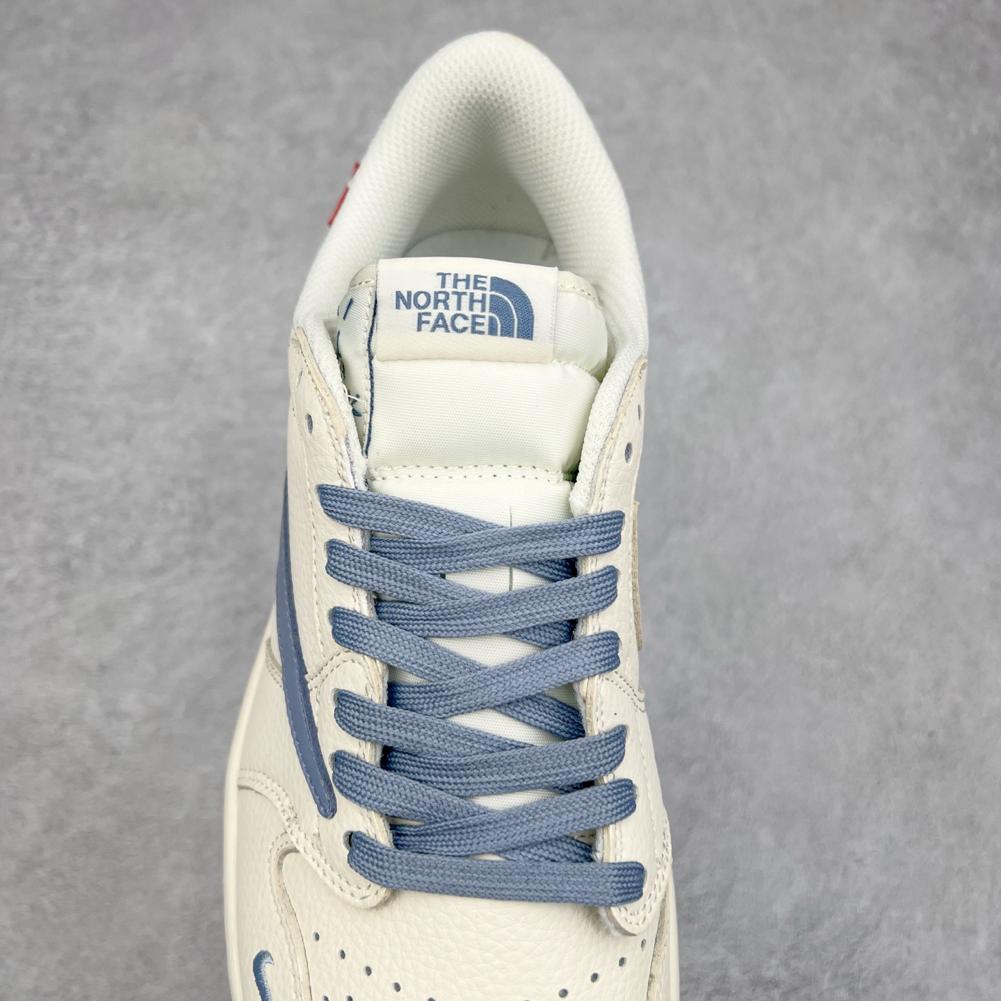 图片[5]-TS x Air Jordan AJ1 Low 倒钩低帮联名定制配色 DIY6188-007 原厂内置气垫魔块 A模大底 头层小牛皮 鞋舌AJ原厂专用牛津布+AJ专用反口珍珠布+原厂无杂质高弹内里海棉+特殊封边弹力鞋带 尺码：36 36.5 37.5 38 38.5 39 40 40.5 41 42 42.5 43 44 44.5 45 46 47.5-选品中心