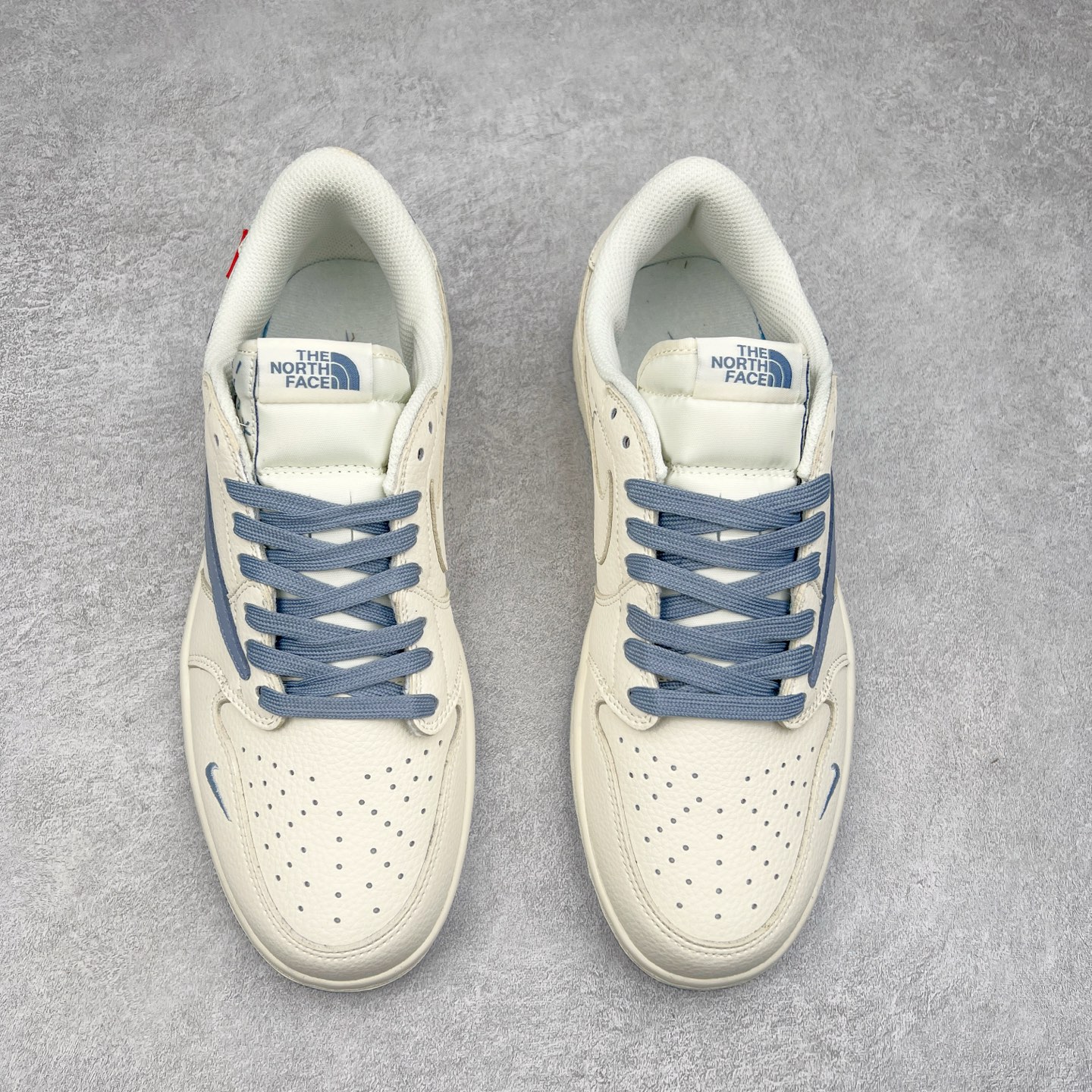 图片[2]-TS x Air Jordan AJ1 Low 倒钩低帮联名定制配色 DIY6188-007 原厂内置气垫魔块 A模大底 头层小牛皮 鞋舌AJ原厂专用牛津布+AJ专用反口珍珠布+原厂无杂质高弹内里海棉+特殊封边弹力鞋带 尺码：36 36.5 37.5 38 38.5 39 40 40.5 41 42 42.5 43 44 44.5 45 46 47.5-选品中心