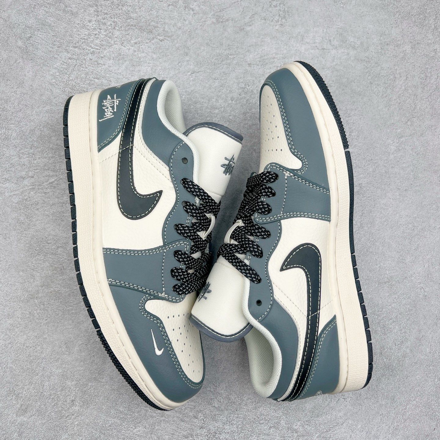 图片[3]-Air Jordan AJ1 Low 低帮定制 XX3318-506 原厂内置气垫魔块 A模大底 头层小牛皮 鞋舌AJ原厂专用牛津布+AJ专用反口珍珠布+原厂无杂质高弹内里海棉+特殊封边弹力鞋带 尺码：36 36.5 37.5 38 38.5 39 40 40.5 41 42 42.5 43 44 44.5 45 46 47.5-选品中心