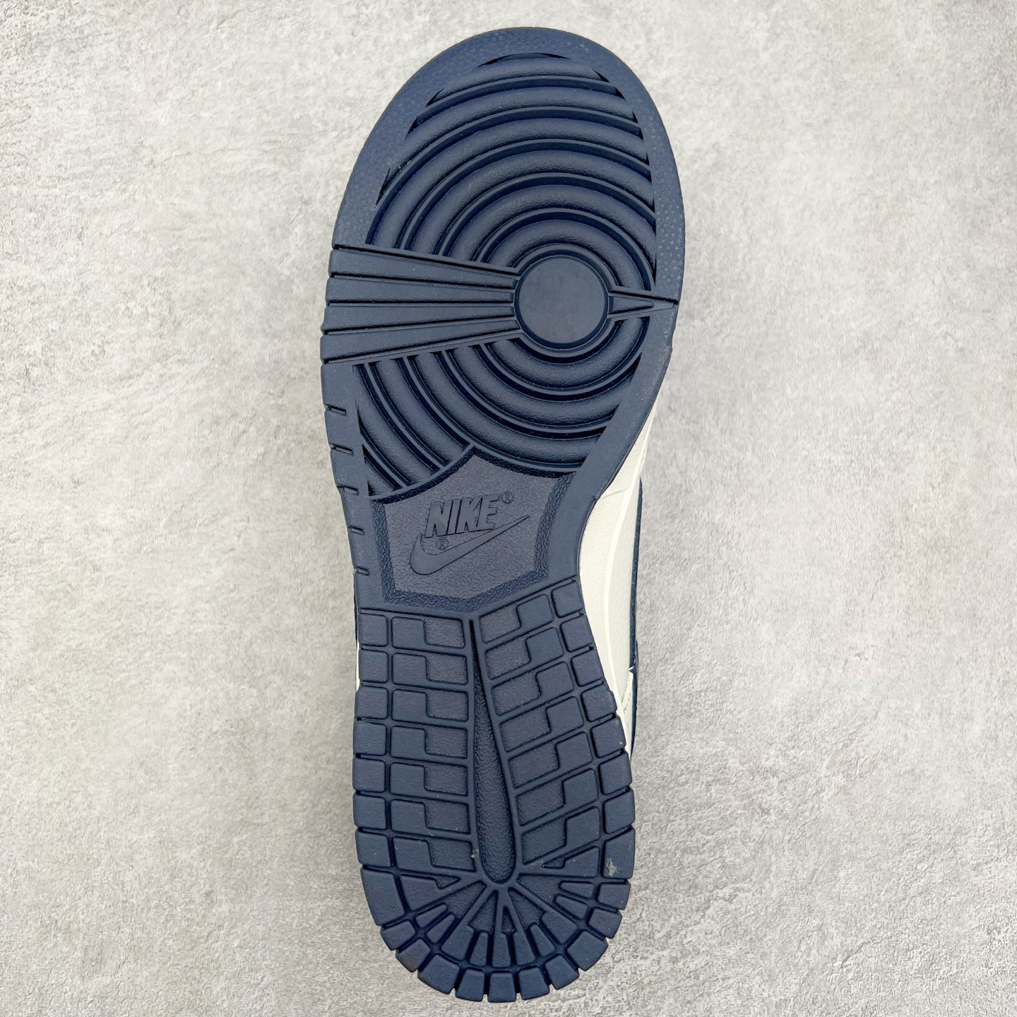 图片[9]-NK Dunk Low 定制配色 DF7519-833 大厂出品 极力推荐 原装头层材料 独家版型蒸餾加工帶來的是更好的视觉和脚感体验大厂纯原品质出货 清洁度 电绣工艺 皮料切割干净无任何毛边 细节完美 尺码：36 36.5 37.5 38 38.5 39 40 40.5 41 42 42.5 43 44 44.5 45-选品中心