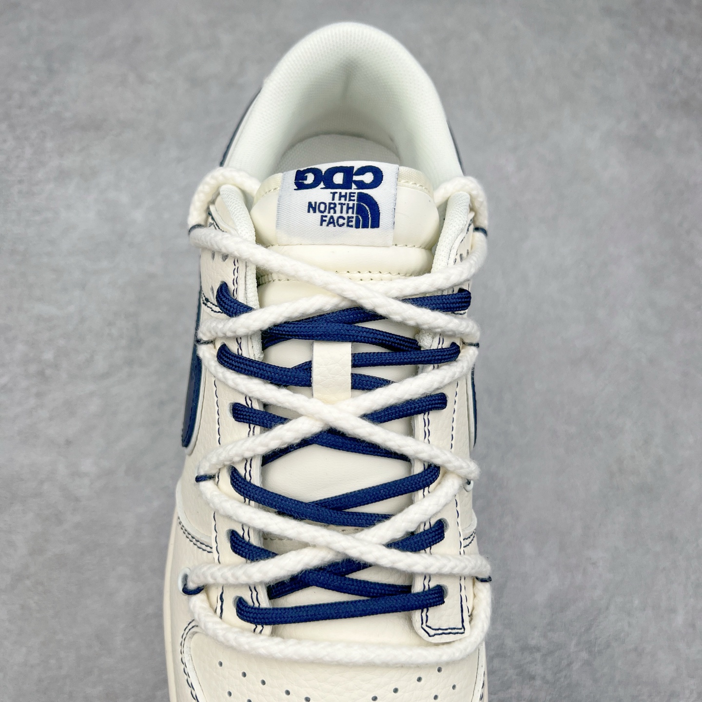 图片[5]-NK Dunk Low 定制配色 YC5066-262 大厂出品 极力推荐 原装头层材料 独家版型蒸餾加工帶來的是更好的视觉和脚感体验大厂纯原品质出货 清洁度 电绣工艺 皮料切割干净无任何毛边 细节完美 尺码：36 36.5 37.5 38 38.5 39 40 40.5 41 42 42.5 43 44 44.5 45-选品中心