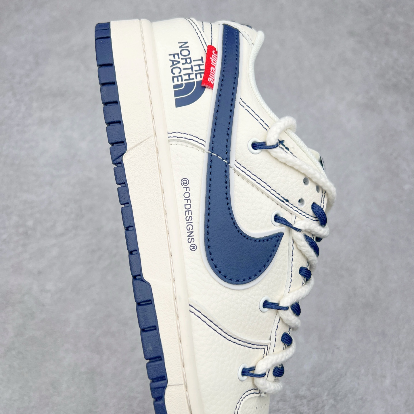 图片[6]-NK Dunk Low 定制配色 YC5066-262 大厂出品 极力推荐 原装头层材料 独家版型蒸餾加工帶來的是更好的视觉和脚感体验大厂纯原品质出货 清洁度 电绣工艺 皮料切割干净无任何毛边 细节完美 尺码：36 36.5 37.5 38 38.5 39 40 40.5 41 42 42.5 43 44 44.5 45-选品中心