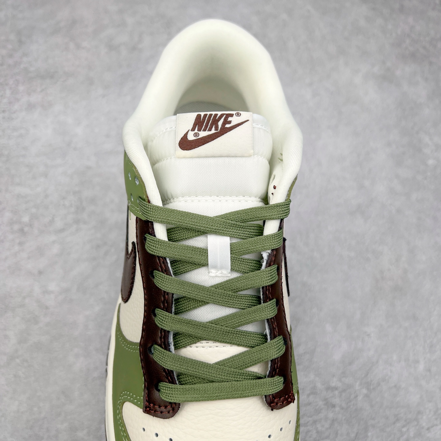 图片[5]-NK Dunk Low 定制配色 KK1333-020 大厂出品 极力推荐 原装头层材料 独家版型蒸餾加工帶來的是更好的视觉和脚感体验大厂纯原品质出货 清洁度 电绣工艺 皮料切割干净无任何毛边 细节完美 尺码：36 36.5 37.5 38 38.5 39 40 40.5 41 42 42.5 43 44 44.5 45-选品中心