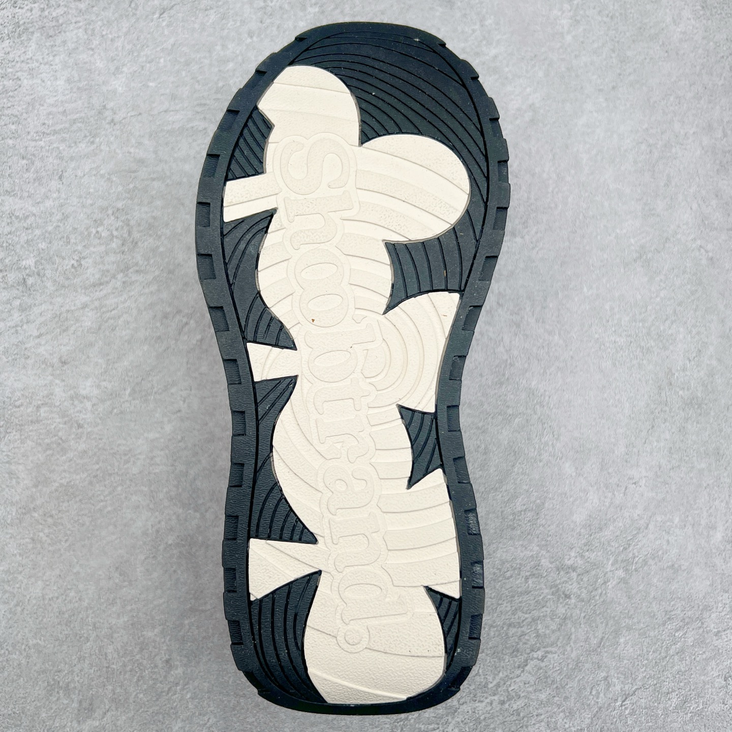 图片[9]-【SHOOT BRAND】重奏黑梅 厚底增高复古皮革梅花鞋 王一珩 丁程鑫 陈靖川同款 广东大厂出品 主力推荐版本 将时尚复古风格之中赋予全新的工艺质 以80.90年代的的复古经典滑板鞋为蓝本 在复古的风格之中 加入品牌独有的鼓包创新工艺 标志性的鞋头梅花堆叠设计 在多次的调整修改之后 将时尚复古风格之中赋予全新的工艺质感兼具时尚潮流与复古基调“Freedom001”为叛逆自由行者而生NCC 尺码：：35 36 37 38 39 40 41 42 43 44-选品中心