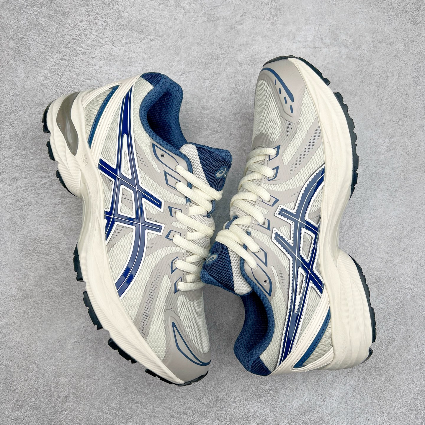 图片[3]-Asics Gel-Flux CN 亚瑟士时尚运动织物合成革减震透气低帮训练跑步鞋 全球知名运动品牌ASICS亚瑟士推出全新Gel-Flux CN是亚瑟士的一款缓冲跑鞋，其设计重在回弹性和舒适性，特殊的多重缓震结构，让鞋子充分吸收运动时的冲力，并提供优秀的回弹效果。尺码：36 37 37.5 38 39 40 40.5 41.5 42 42.5 43.5 44 44.5 45-选品中心