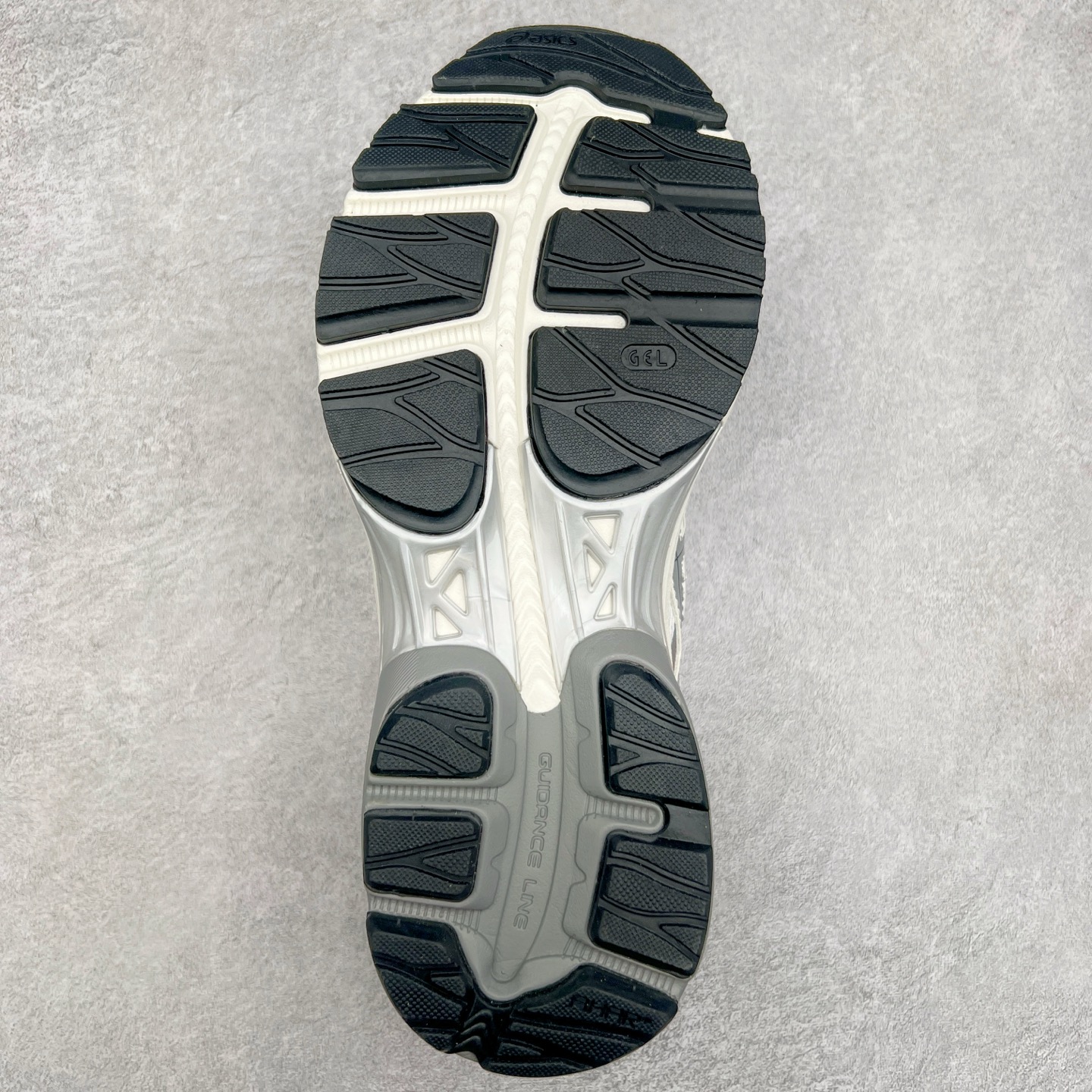 图片[9]-Asics Gel-Flux CN 亚瑟士时尚运动织物合成革减震透气低帮训练跑步鞋 全球知名运动品牌ASICS亚瑟士推出全新Gel-Flux CN是亚瑟士的一款缓冲跑鞋，其设计重在回弹性和舒适性，特殊的多重缓震结构，让鞋子充分吸收运动时的冲力，并提供优秀的回弹效果。尺码：36 37 37.5 38 39 40 40.5 41.5 42 42.5 43.5 44 44.5 45-选品中心