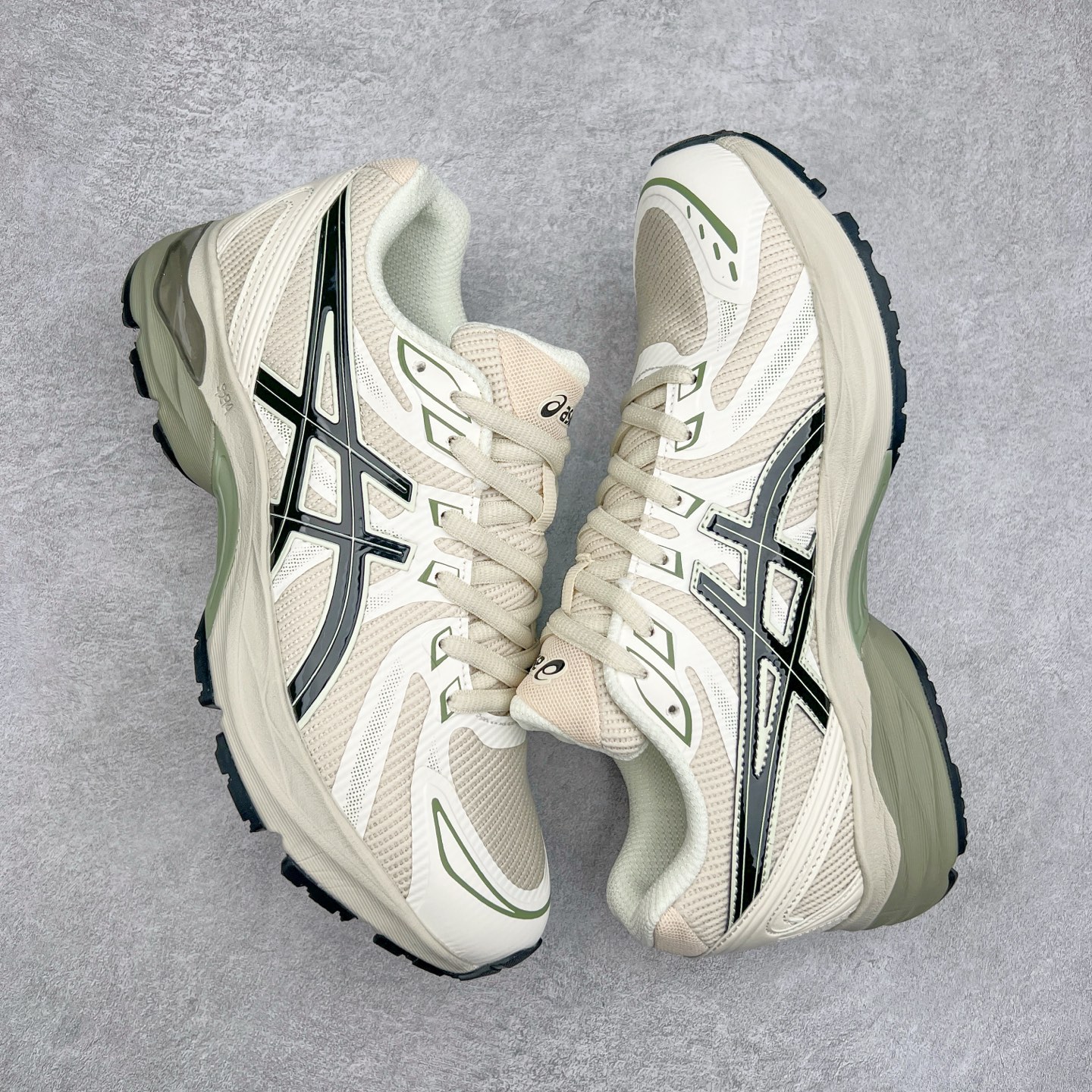 图片[3]-Asics Gel-Flux CN 亚瑟士时尚运动织物合成革减震透气低帮训练跑步鞋 全球知名运动品牌ASICS亚瑟士推出全新Gel-Flux CN是亚瑟士的一款缓冲跑鞋，其设计重在回弹性和舒适性，特殊的多重缓震结构，让鞋子充分吸收运动时的冲力，并提供优秀的回弹效果。尺码：36 37 37.5 38 39 40 40.5 41.5 42 42.5 43.5 44 44.5 45-选品中心